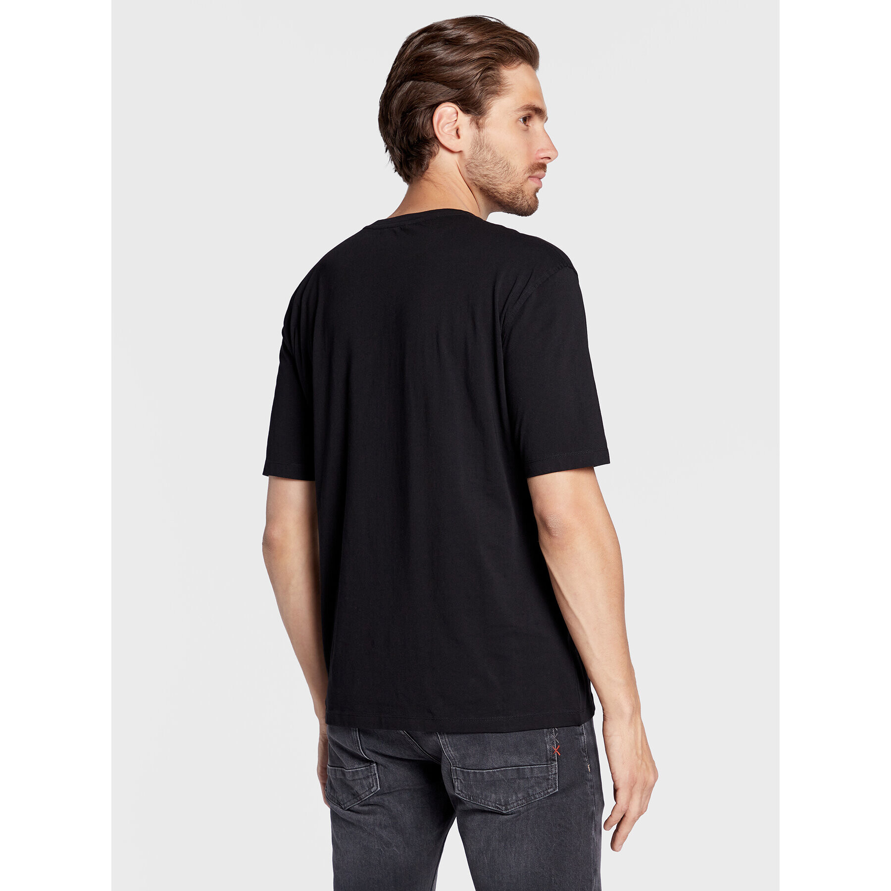 Sisley Тишърт 3I1XS101J Черен Regular Fit - Pepit.bg