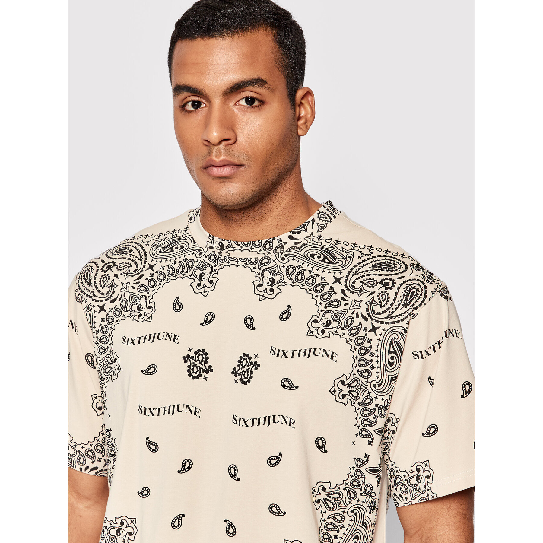 Sixth June Тишърт 22743 Бежов Regular Fit - Pepit.bg