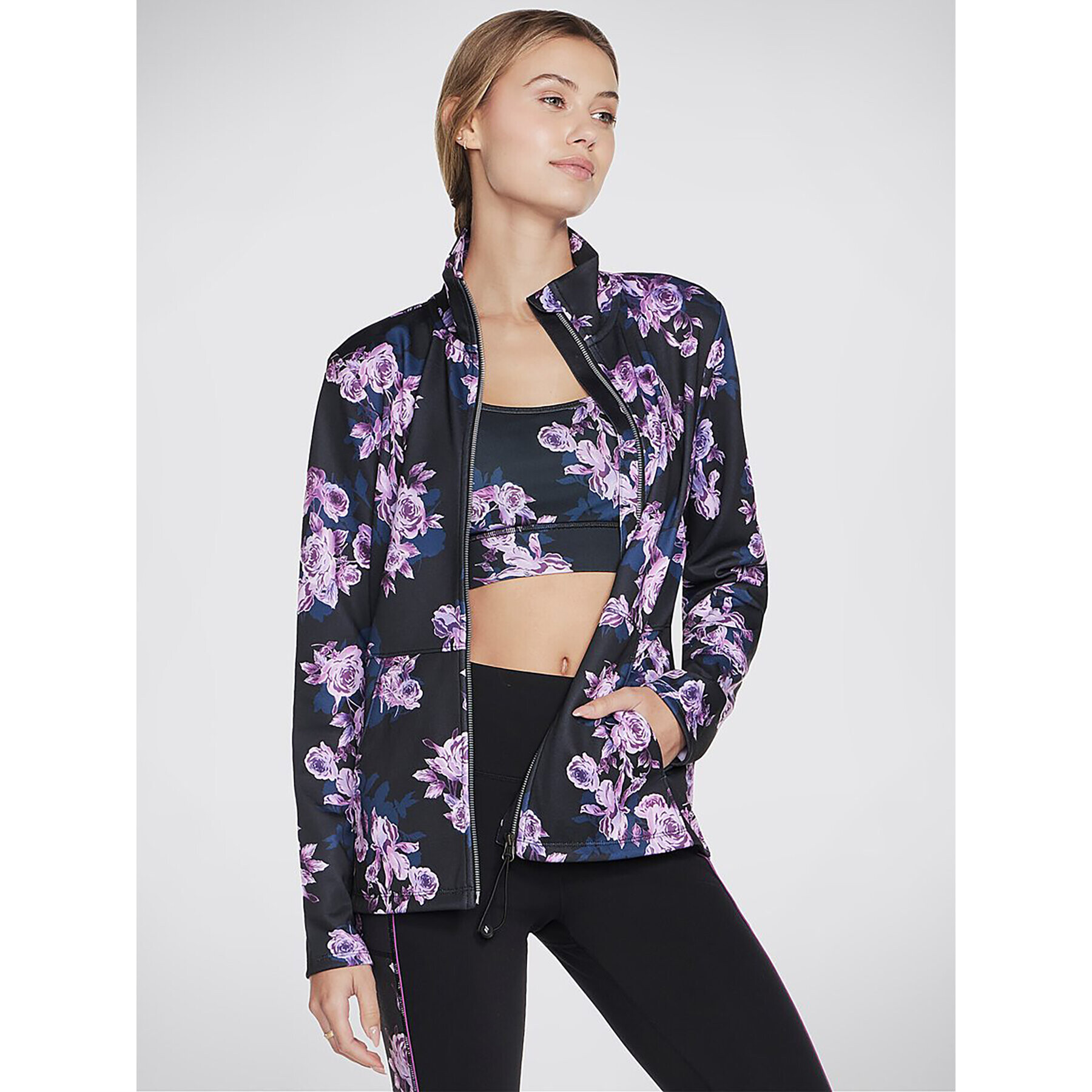 Skechers Анорак Skechcloud Winter Bloom Jacket JA3 Черен Regular Fit - Pepit.bg
