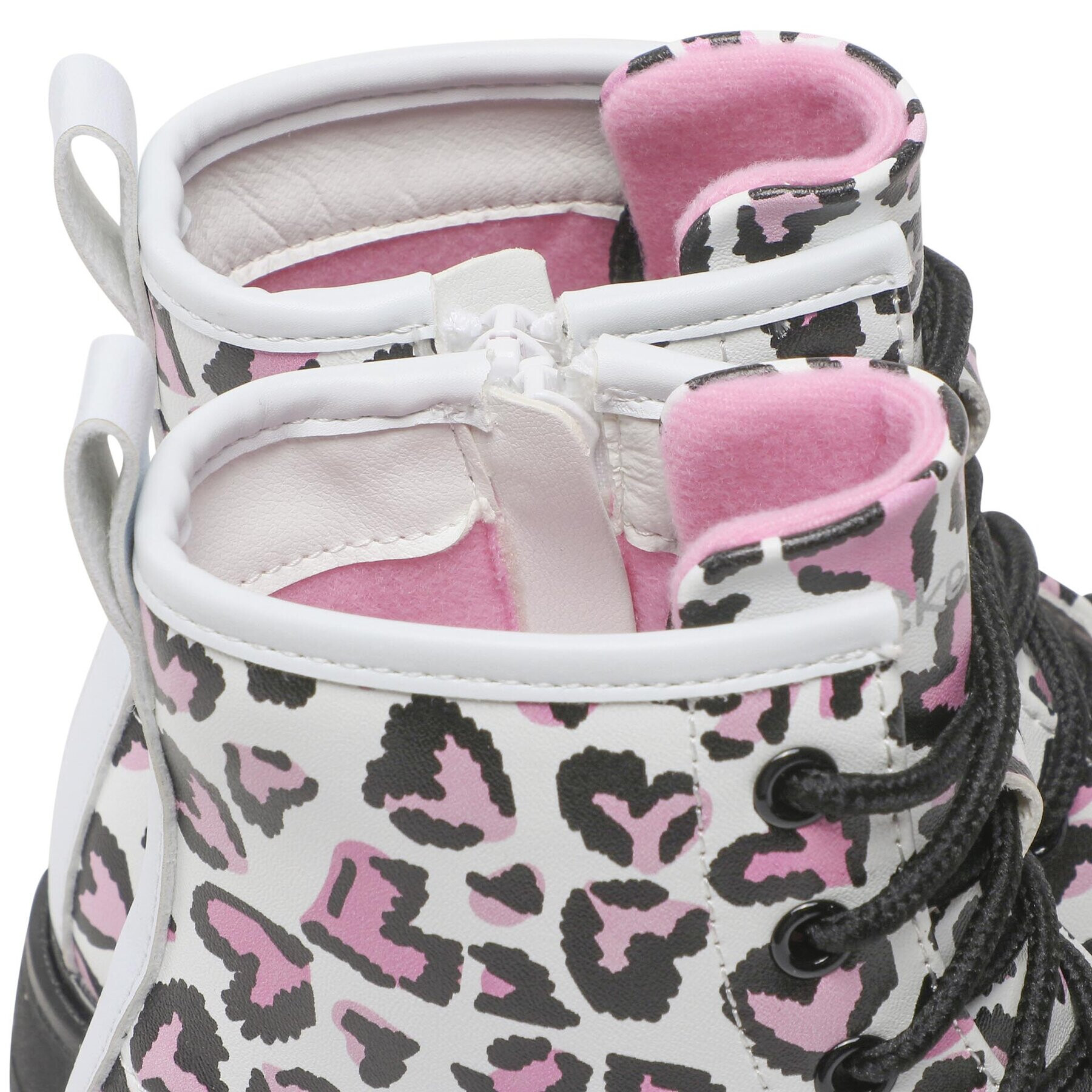 Skechers Ботуши Totally Wild 302918L/WPK Бял - Pepit.bg