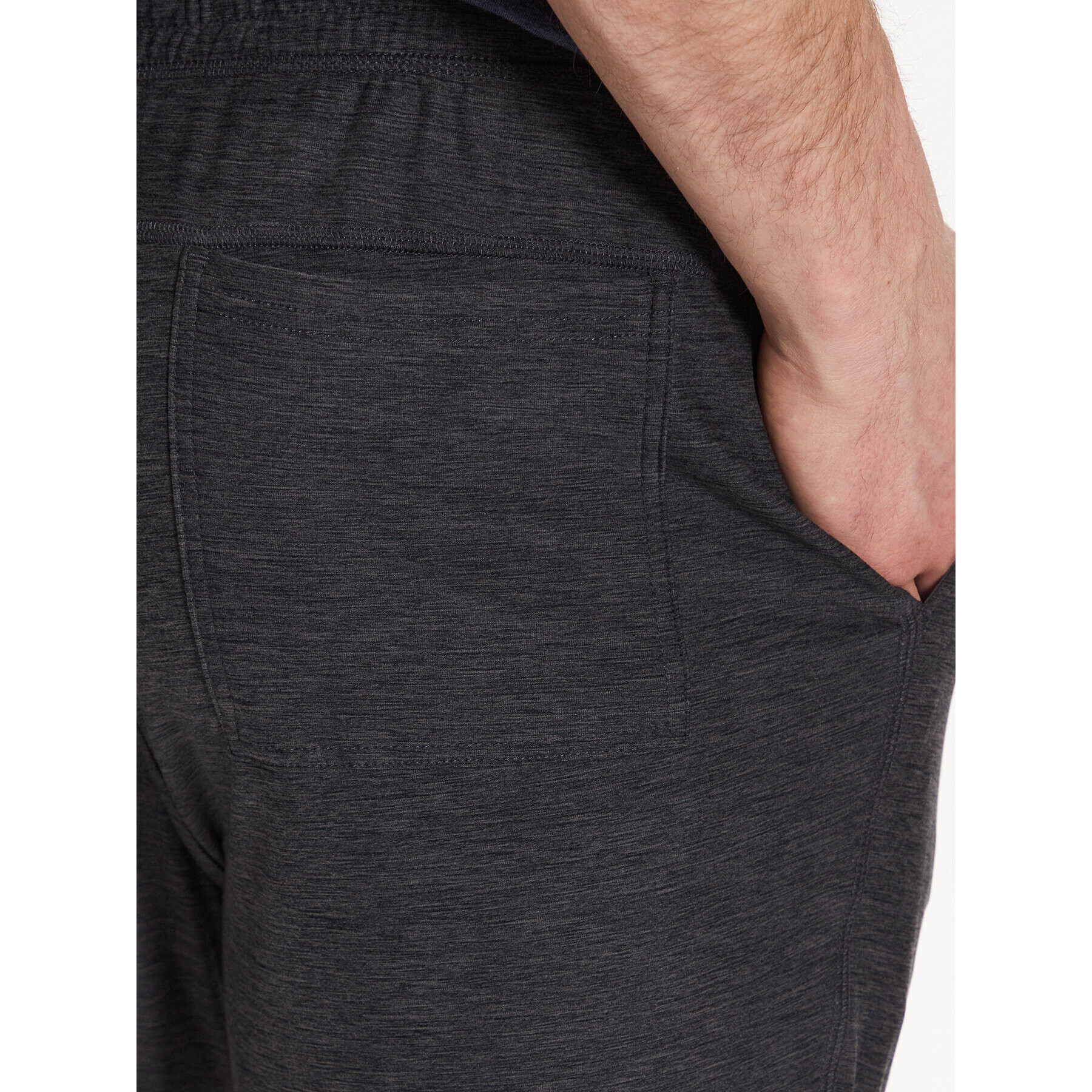 Skechers Долнище анцуг Ultra Go Lite MPT108 Черен Regular Fit - Pepit.bg