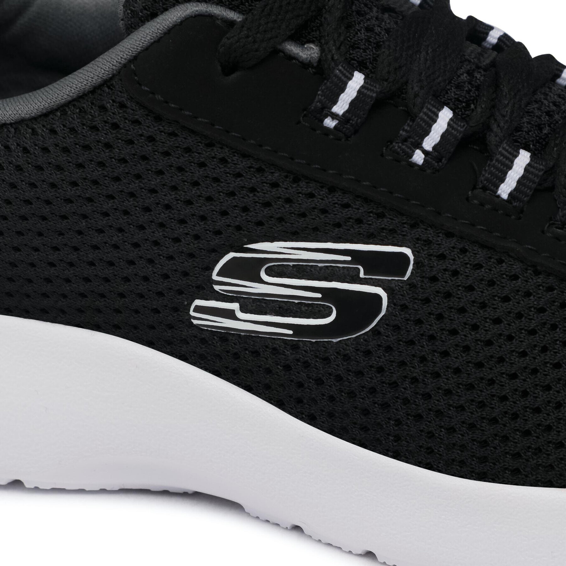 Skechers Обувки Turbo Dash 97771L/BKW Черен - Pepit.bg