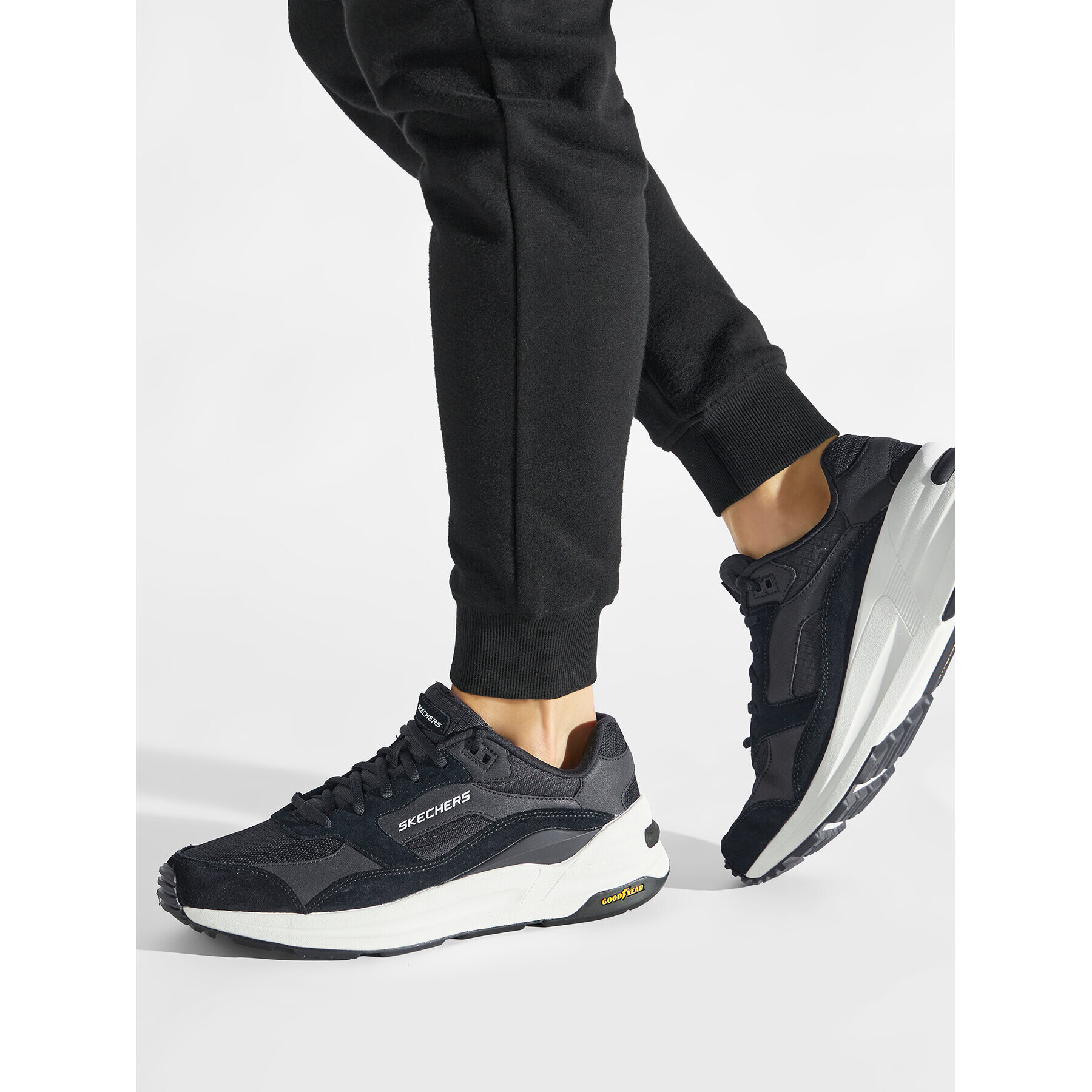Skechers Сникърси Global Jogger 237200/BKW Черен - Pepit.bg