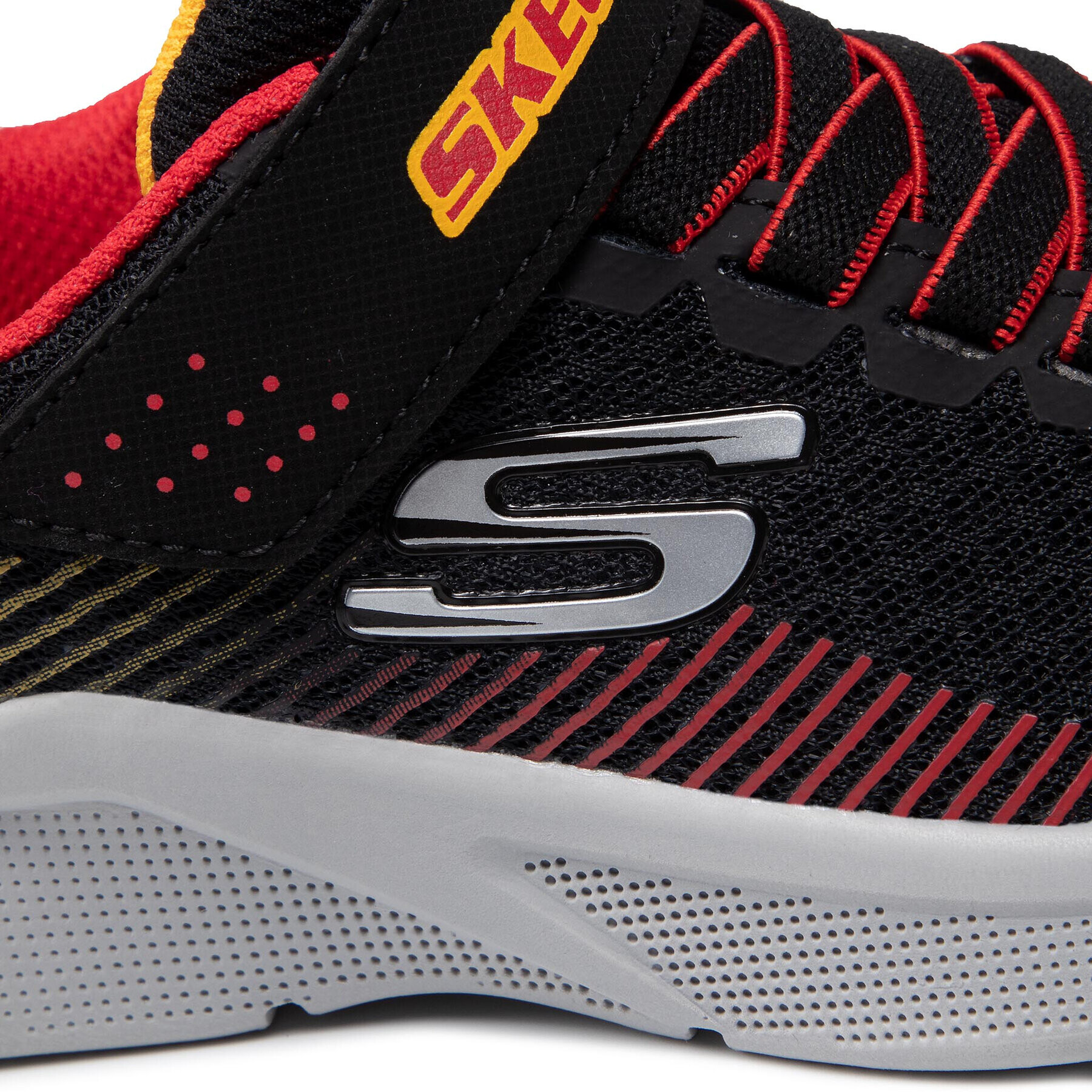 Skechers Сникърси Gorza 97535L/BKRD Черен - Pepit.bg