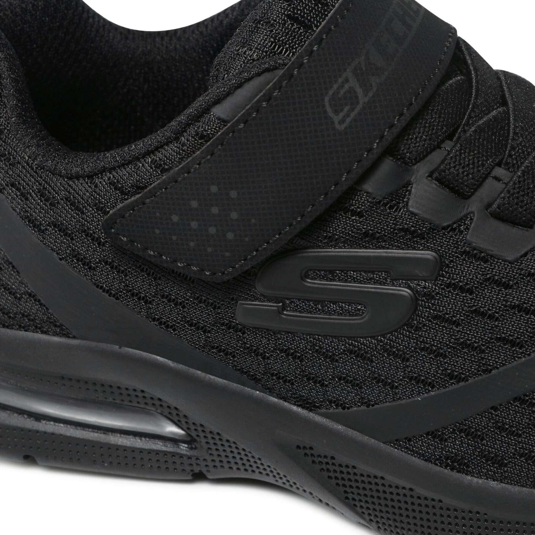 Skechers Сникърси Torvix 403775L/BBK Черен - Pepit.bg