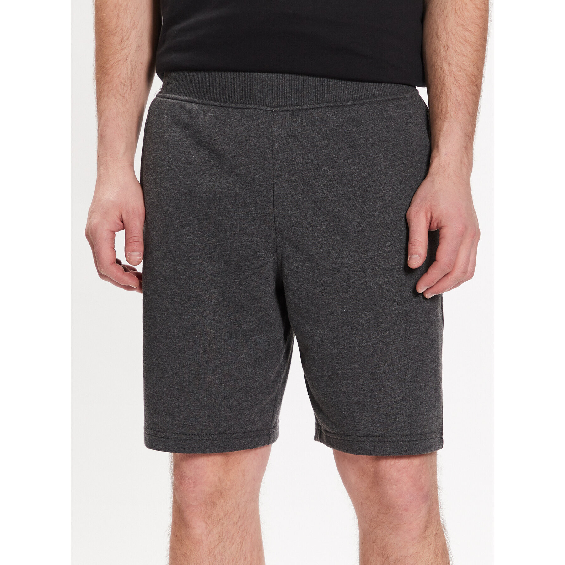 Skechers Спортни шорти Explorer M1SH69 Сив Regular Fit - Pepit.bg
