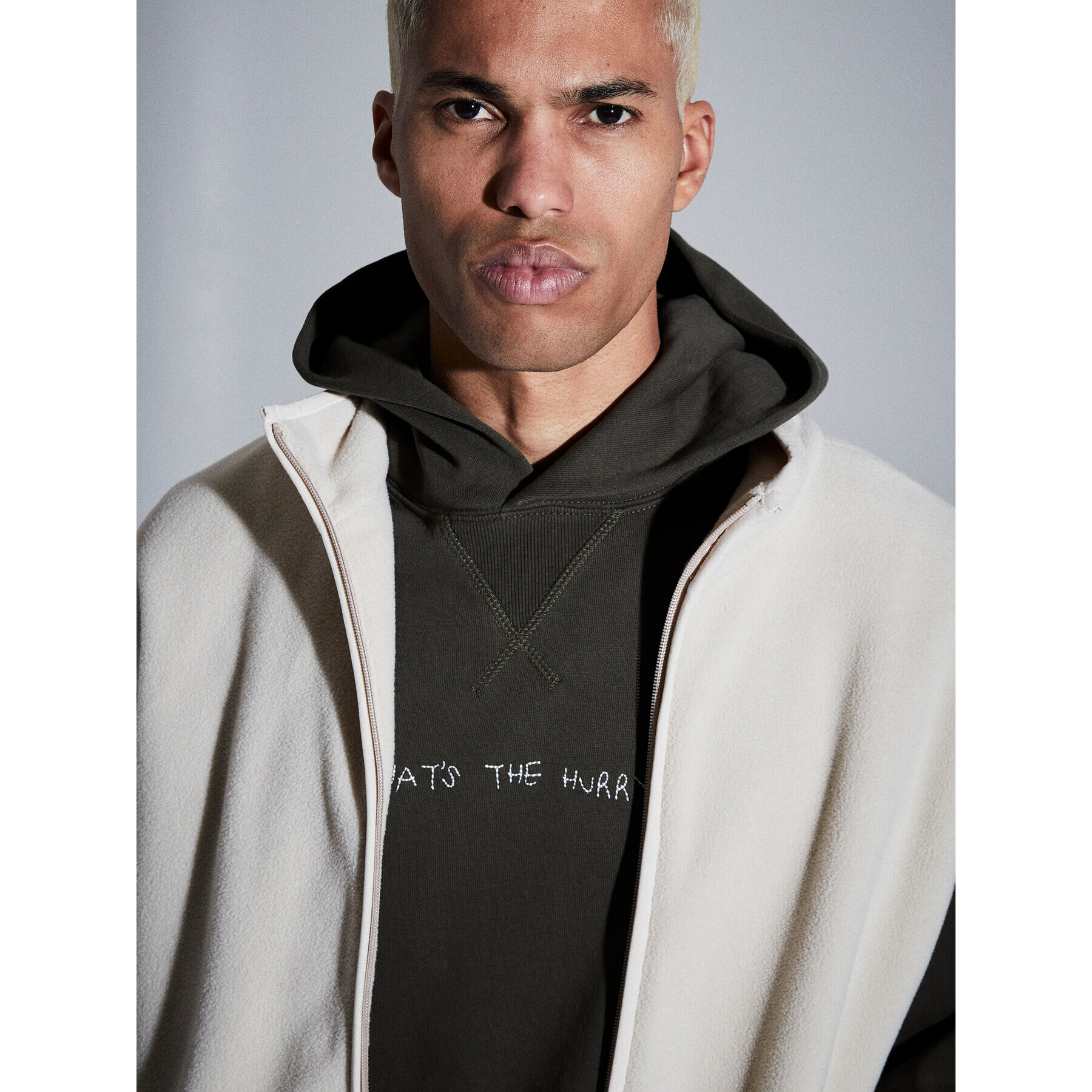Solid Суитшърт 21108022 Зелен Regular Fit - Pepit.bg