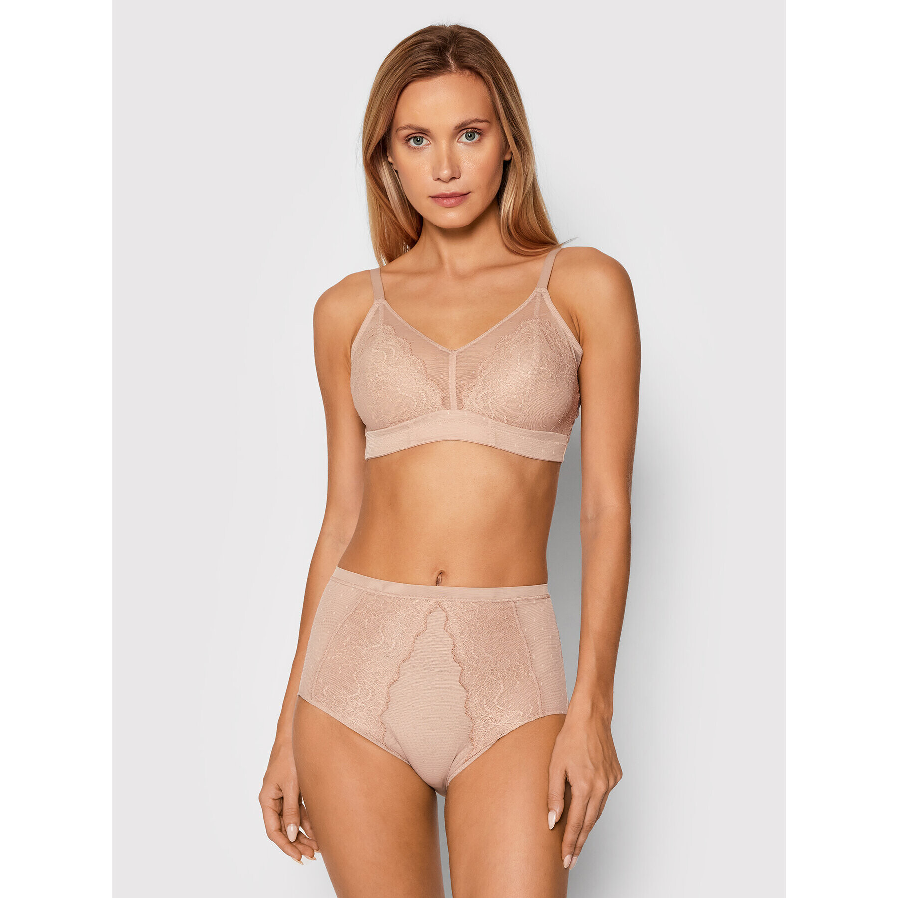 SPANX Сутиен без банели Spotlight On Lace 10221R Бежов - Pepit.bg