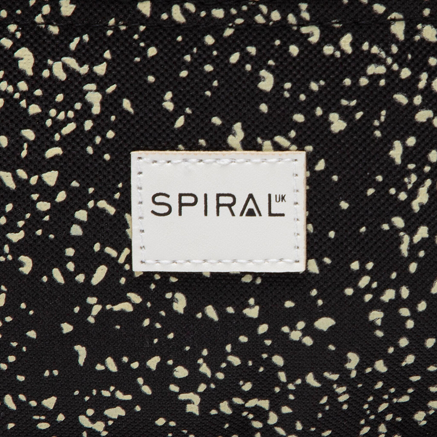 Spiral Чанта за кръст Bum Bag 4211 Черен - Pepit.bg