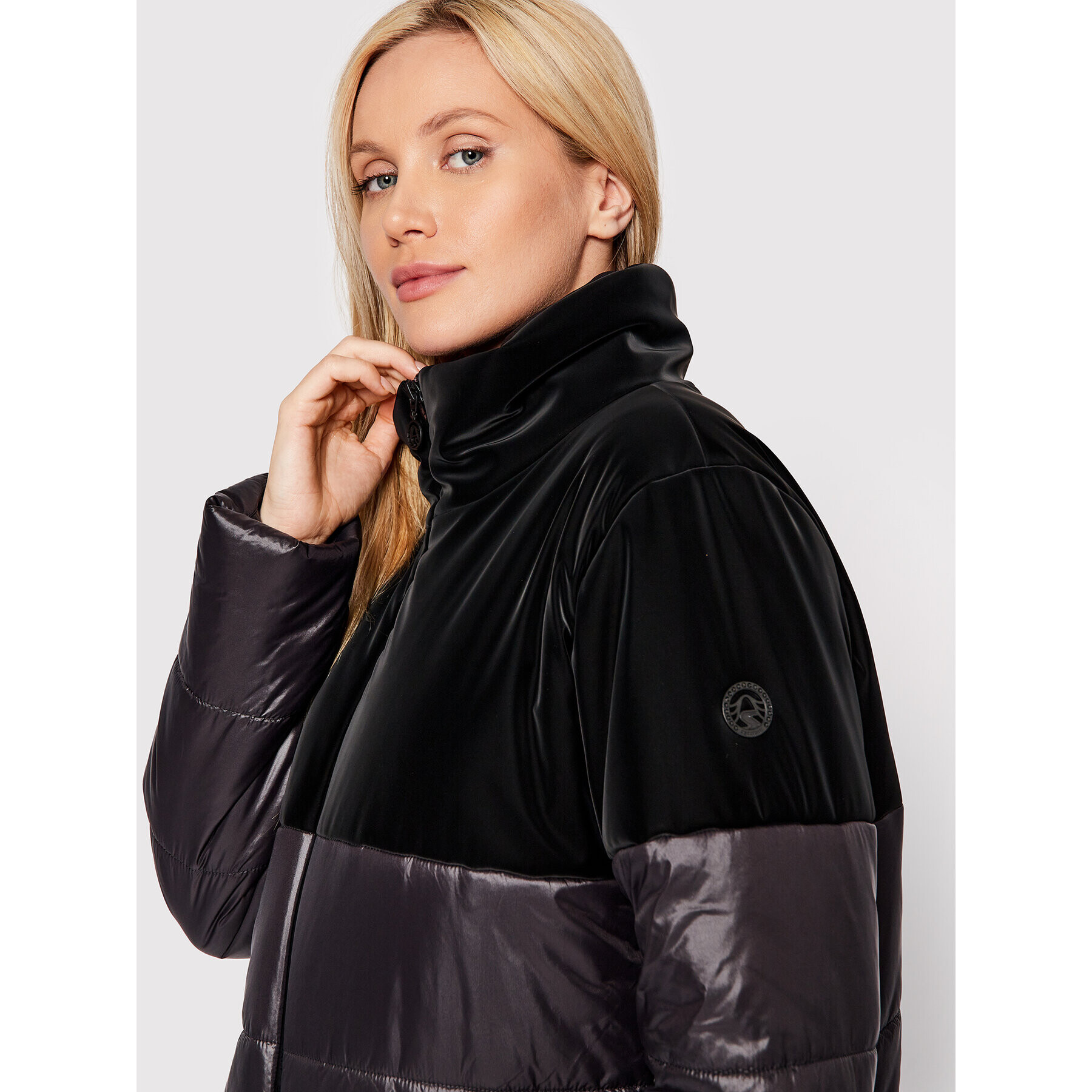 Sportalm Пухено яке 9810015192 Черен Regular Fit - Pepit.bg