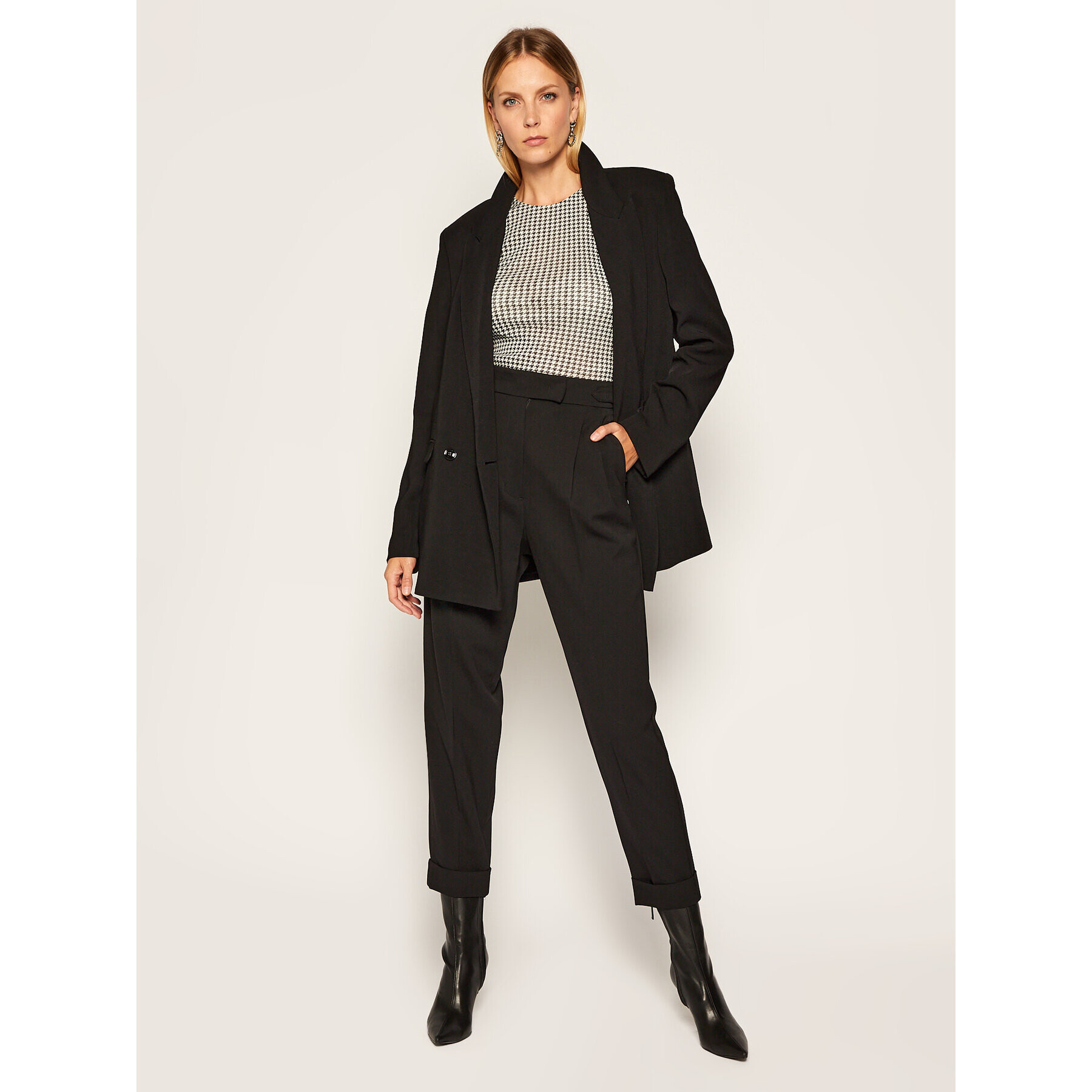 Sportmax Code Текстилни панталони Formia 71360406 Черен Regular Fit - Pepit.bg