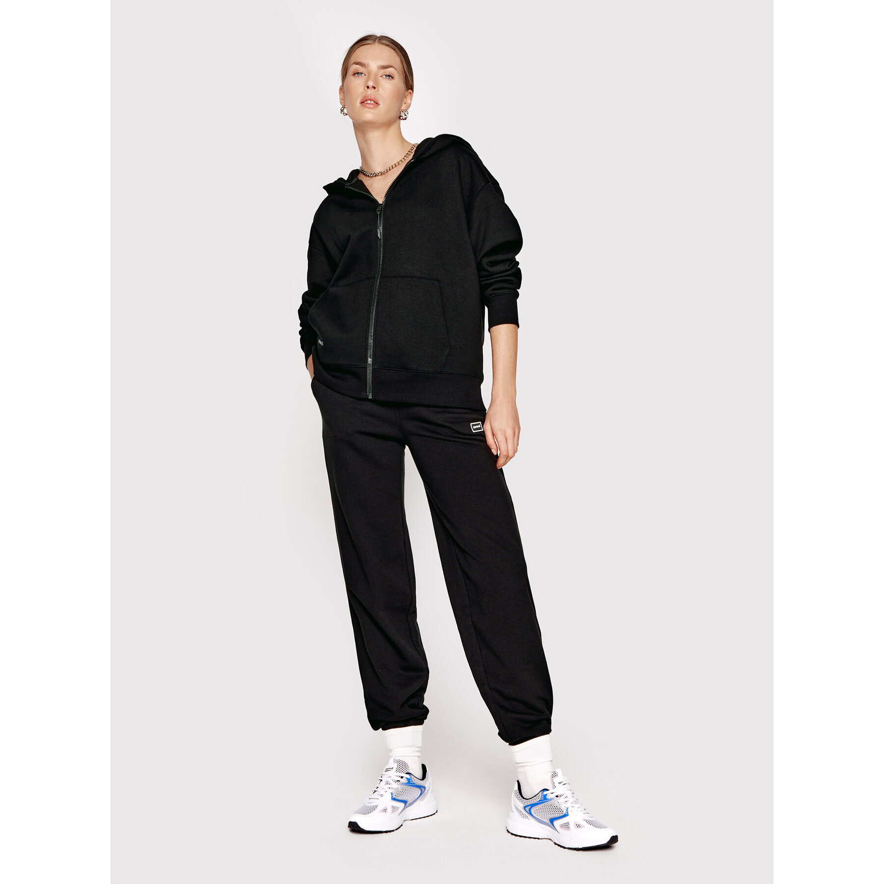 Sprandi Долнище анцуг SP22-SPD552 Черен Regular Fit - Pepit.bg