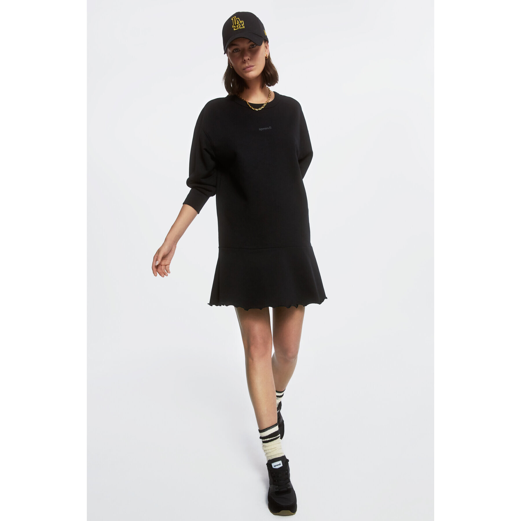 Sprandi Плетена рокля AW21-SUD004 Черен Relaxed Fit - Pepit.bg