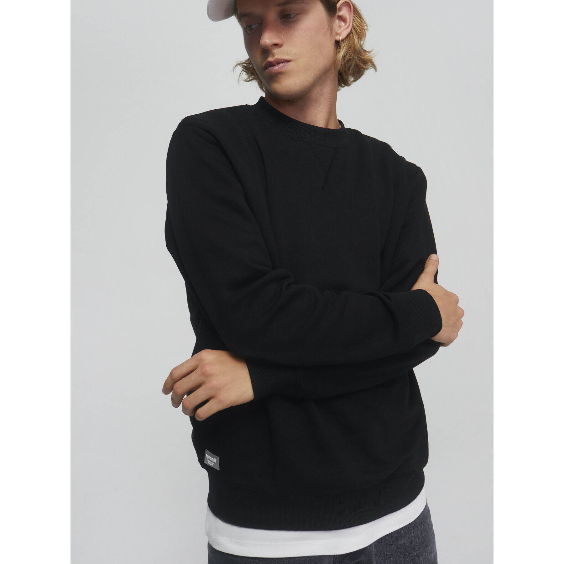 Sprandi Суитшърт AW21-BLM010 Черен Regular Fit - Pepit.bg
