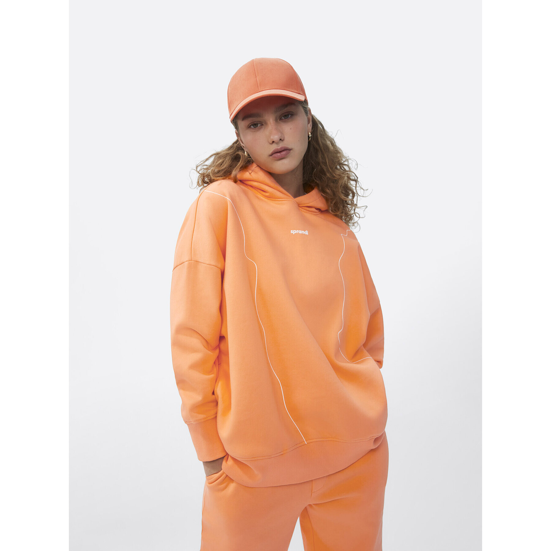 Sprandi Суитшърт SP22-BLD001 Оранжев Relaxed Fit - Pepit.bg