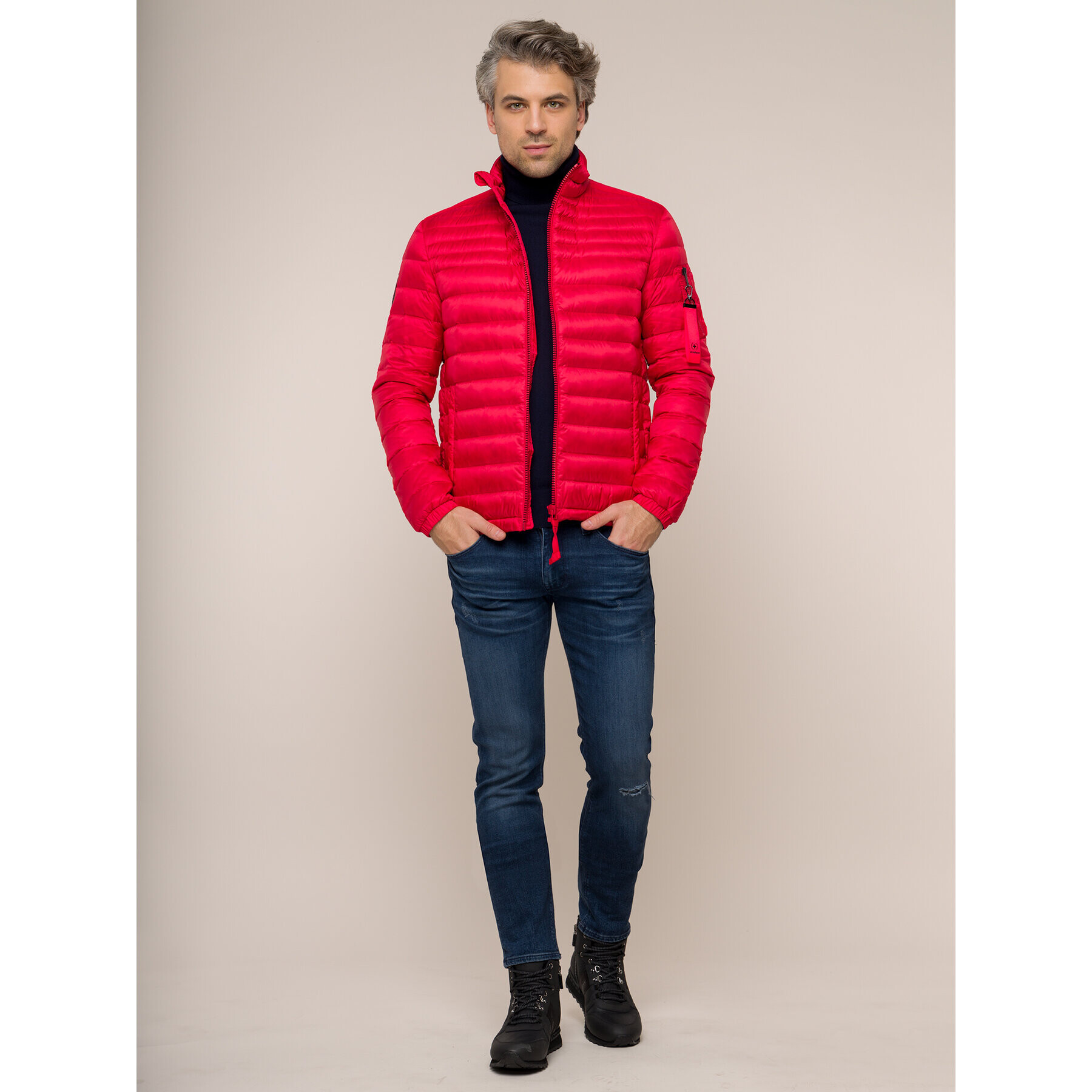 Strellson Пухено яке 4Seasons 30017342 Червен Regular Fit - Pepit.bg