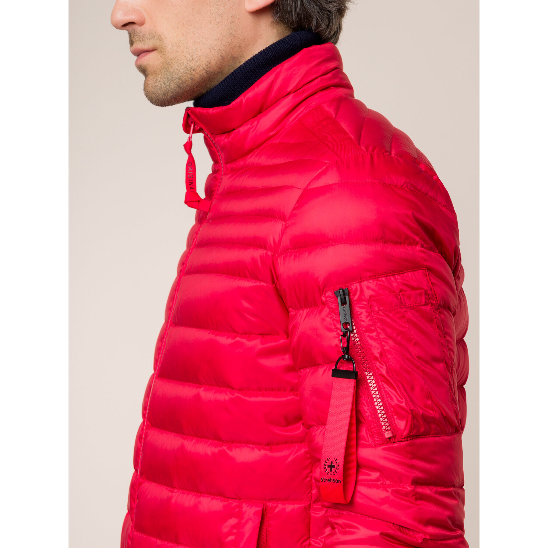 Strellson Пухено яке 4Seasons 30017342 Червен Regular Fit - Pepit.bg