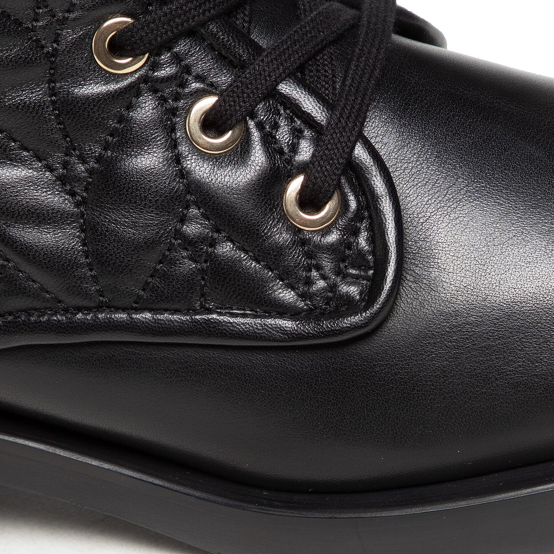 Stuart Weitzman Боти Tyler S6105 Черен - Pepit.bg