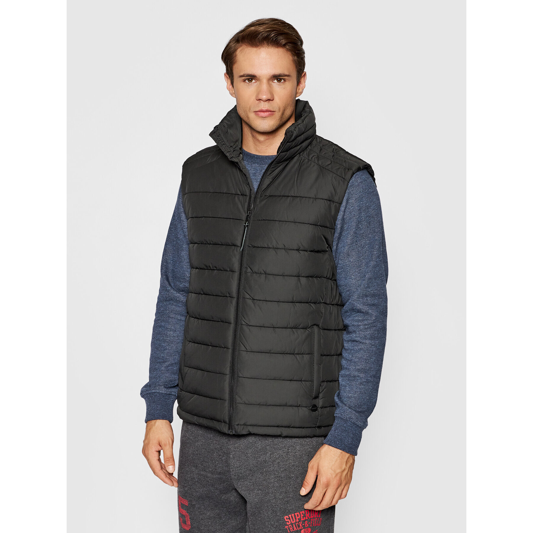 Superdry Елек Studios Fuji Gilet M5011149A Черен Regular Fit - Pepit.bg