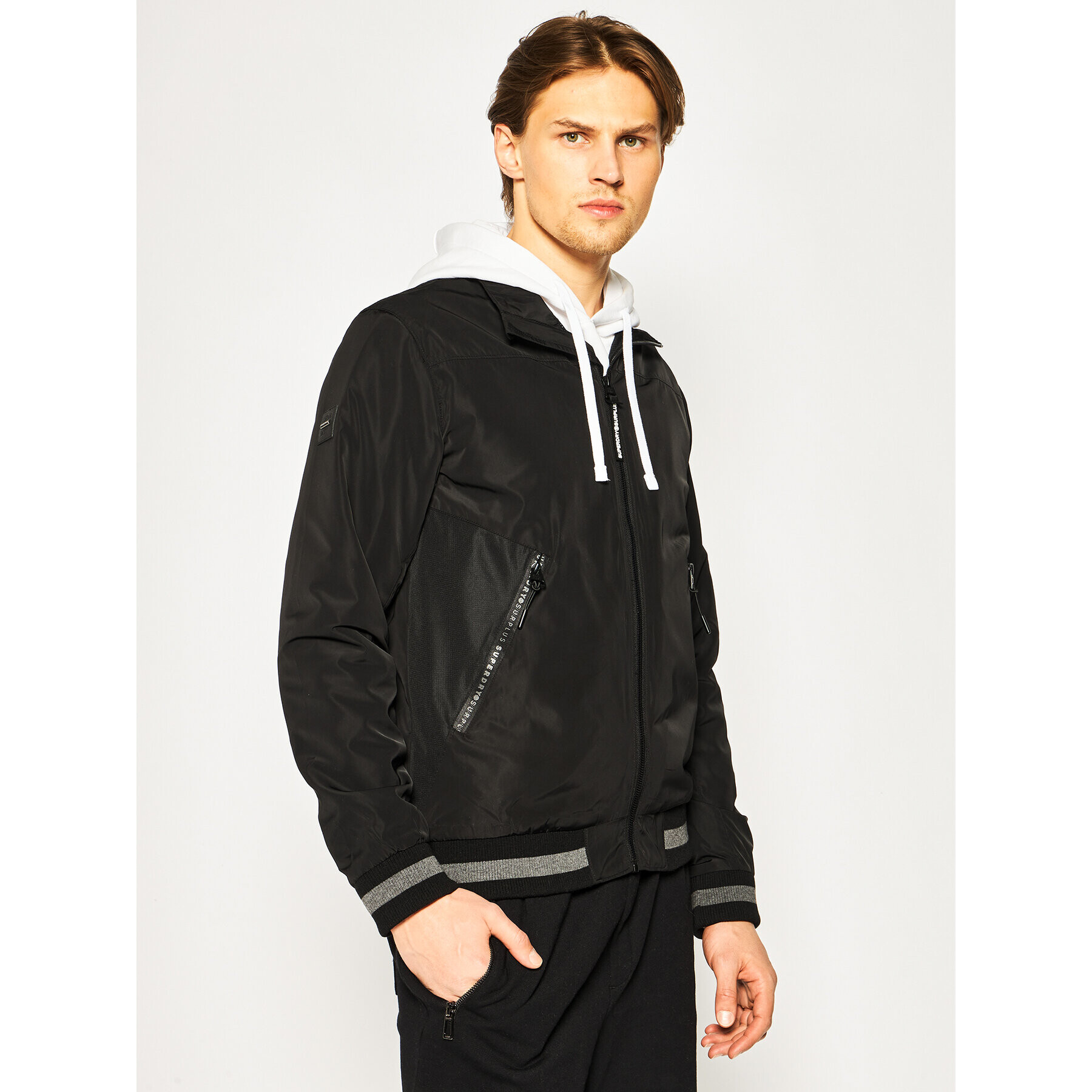 Superdry Преходно яке Surplus Goods Light Track M5010053A Черен Regular Fit - Pepit.bg