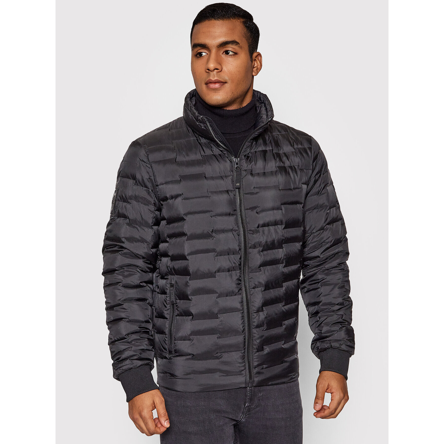 Superdry Пухено яке Down Liner M5011218A Черен Regular Fit - Pepit.bg