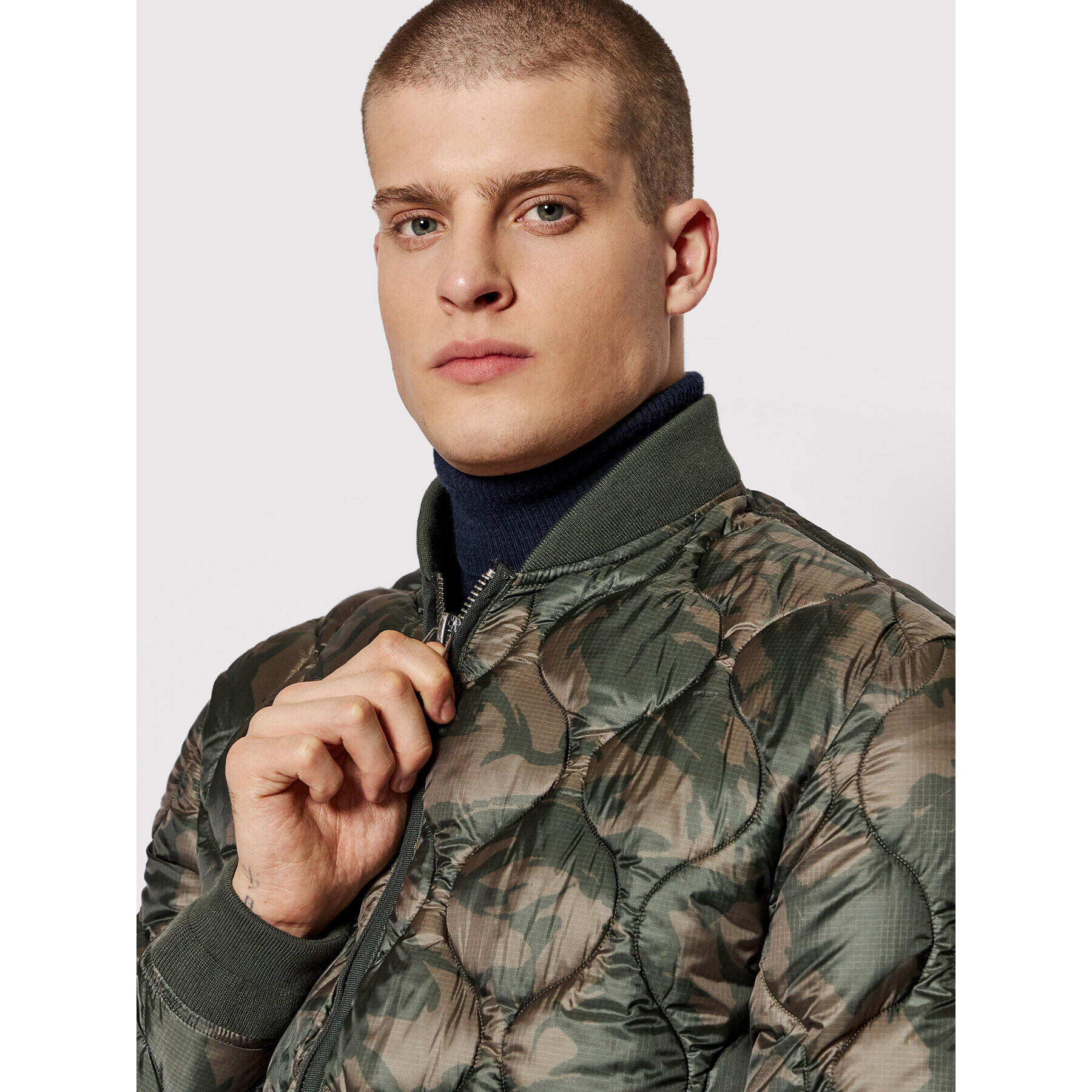 Superdry Пухено яке Liner M5011255A Зелен Regular Fit - Pepit.bg