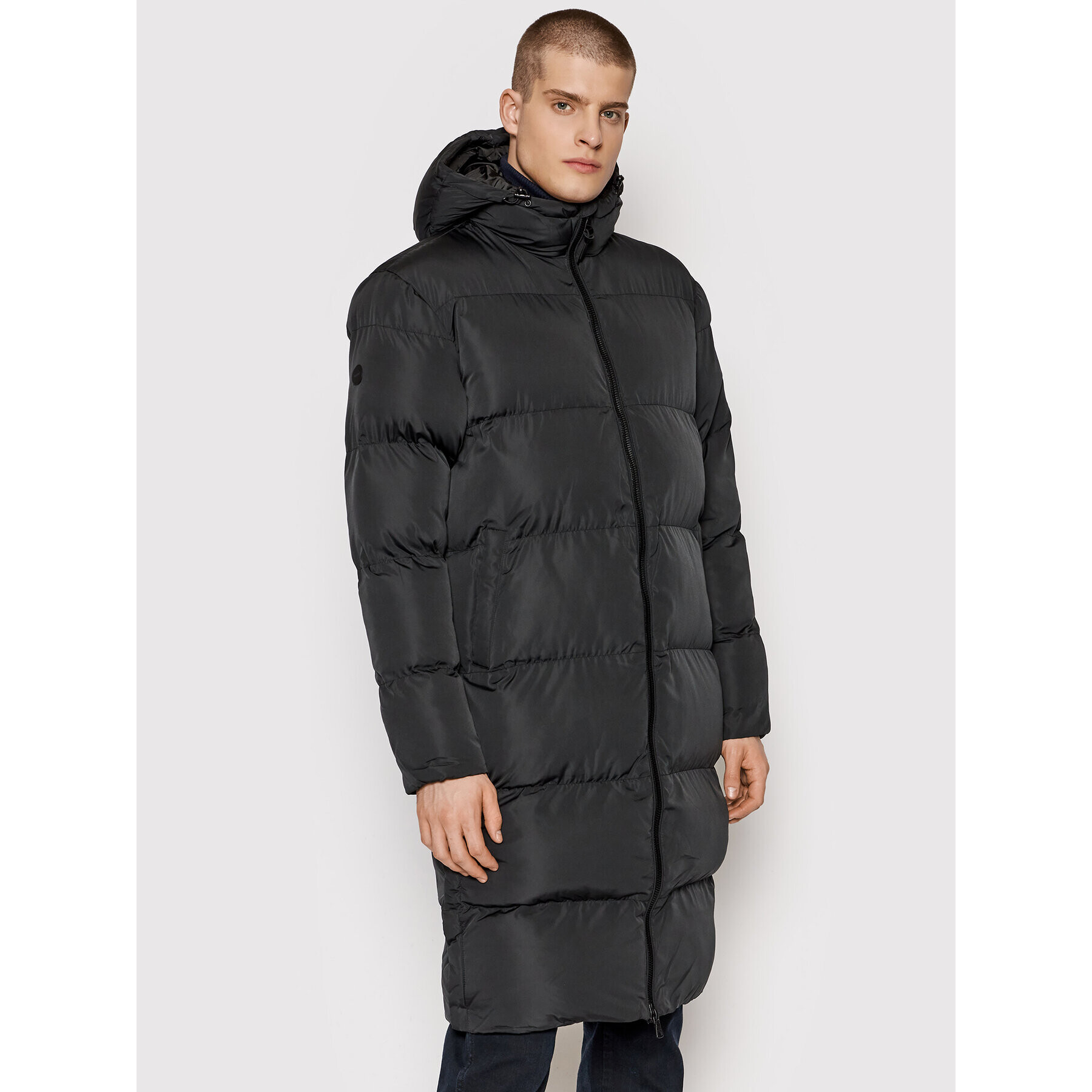 Superdry Пухено яке Studios Longline Duvet M5011180A Черен Regular Fit - Pepit.bg