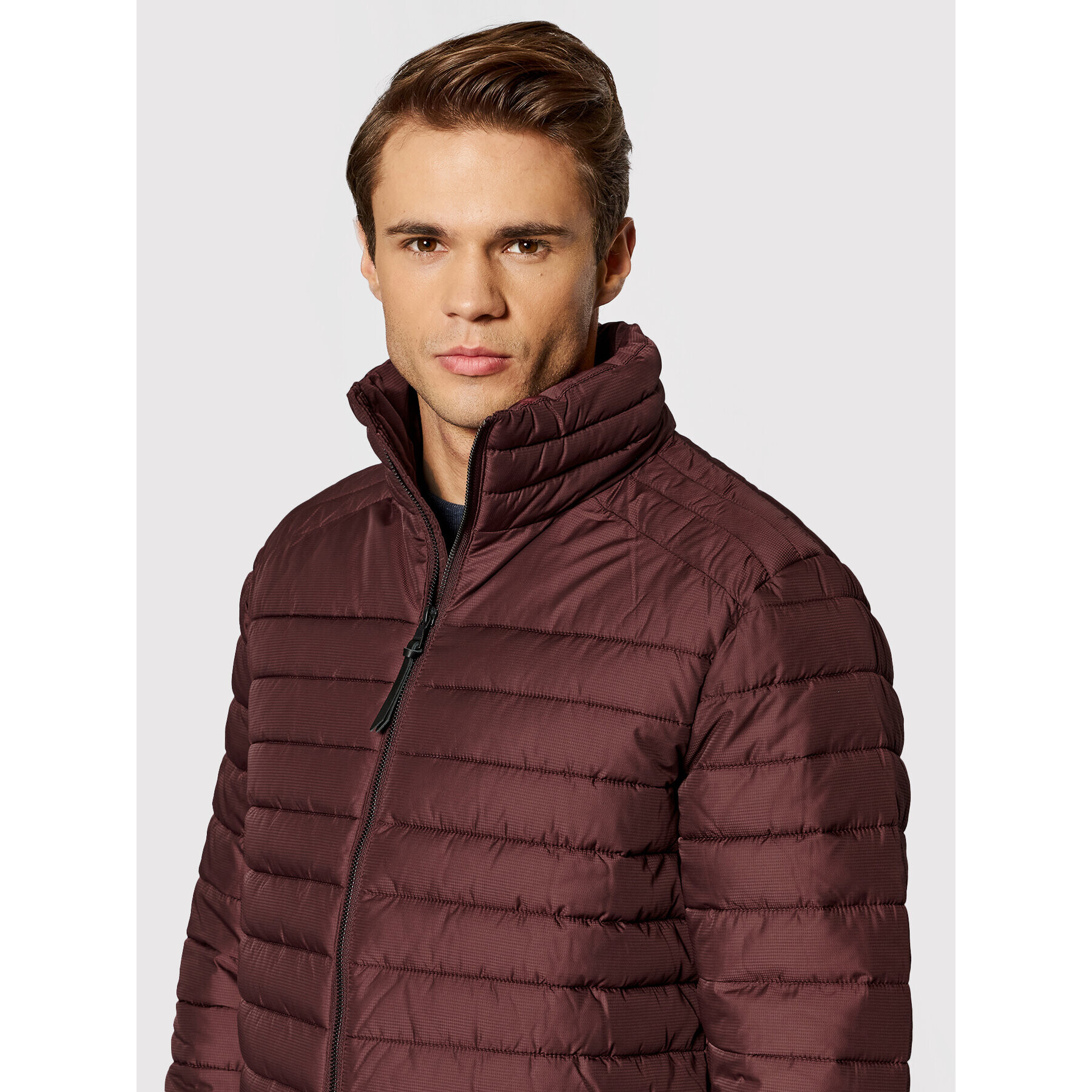 Superdry Пухено яке Studios M5011103A Бордо Regular Fit - Pepit.bg