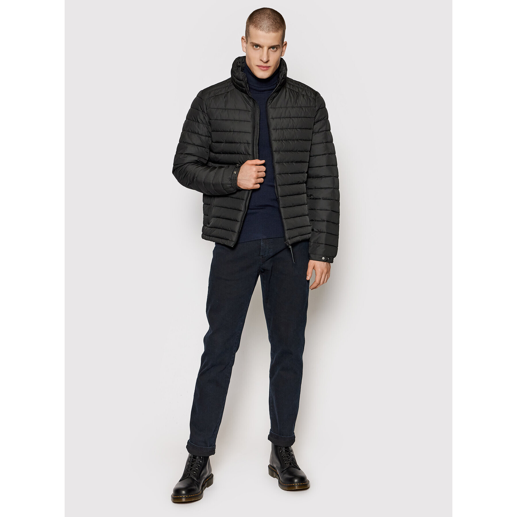 Superdry Пухено яке Studios M5011103A Черен Regular Fit - Pepit.bg