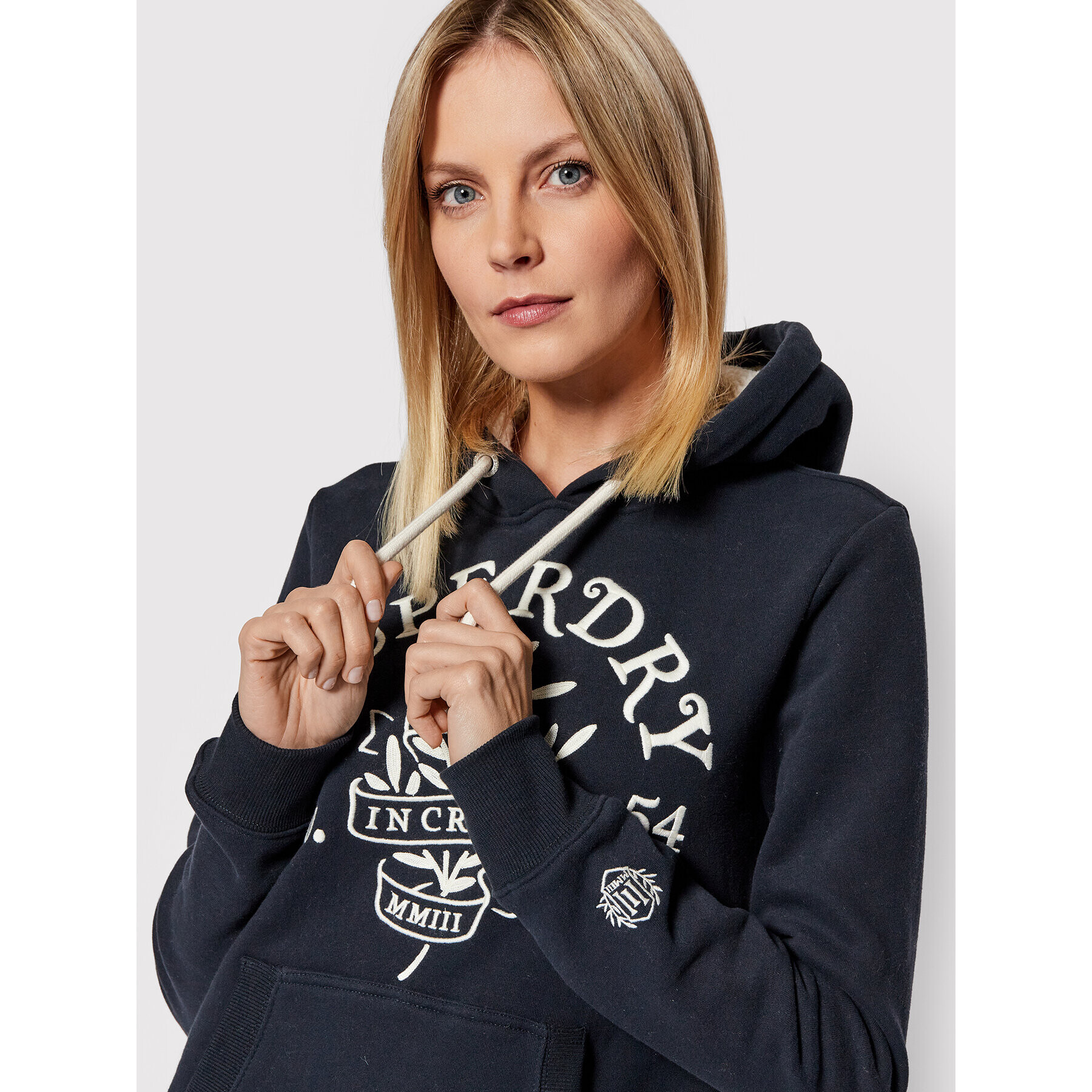 Superdry Суитшърт Pride In Craft W2011154A Тъмносин Regular Fit - Pepit.bg