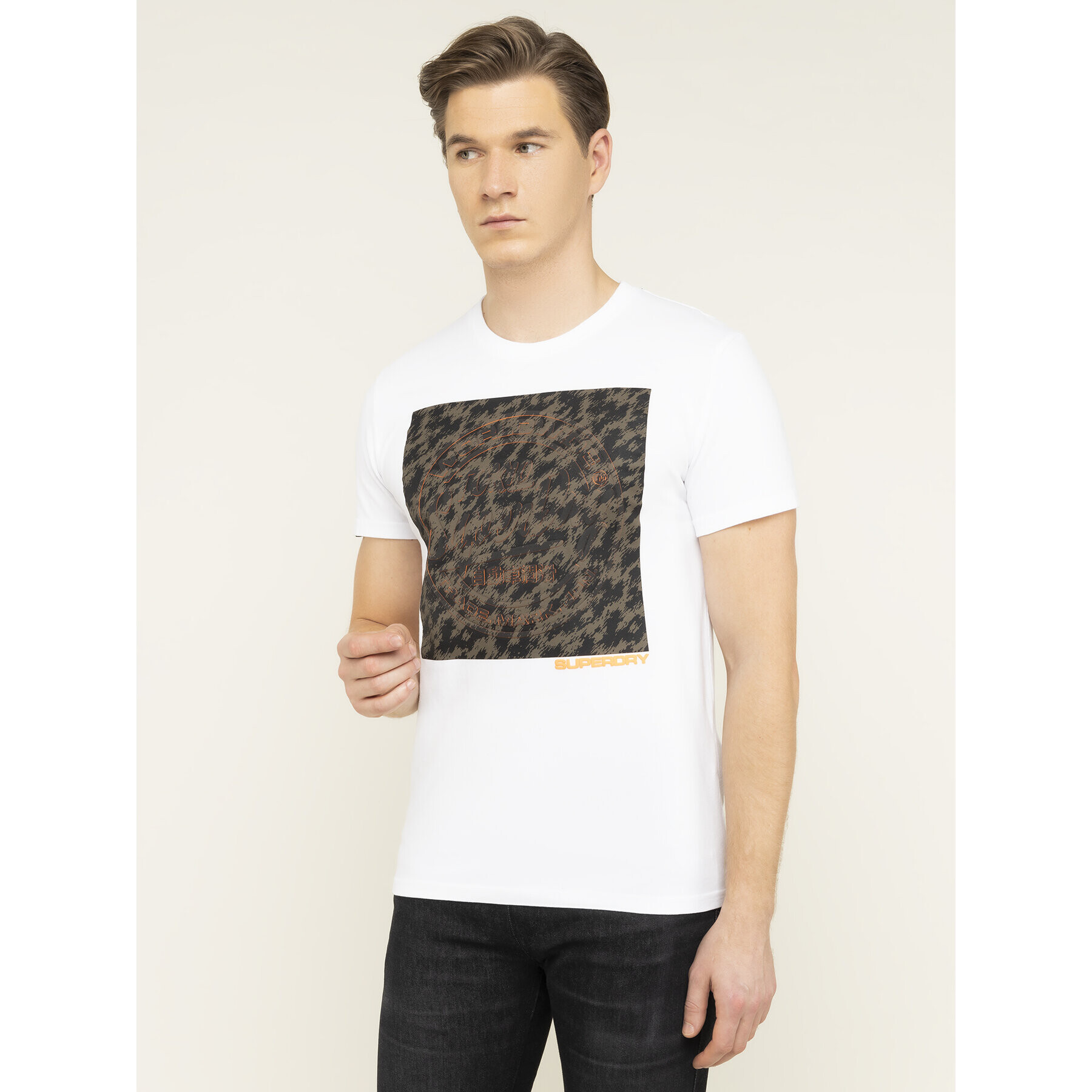 Superdry Тишърт Ticket Type 3D Camo Tee M1000097A Бял Regular Fit - Pepit.bg