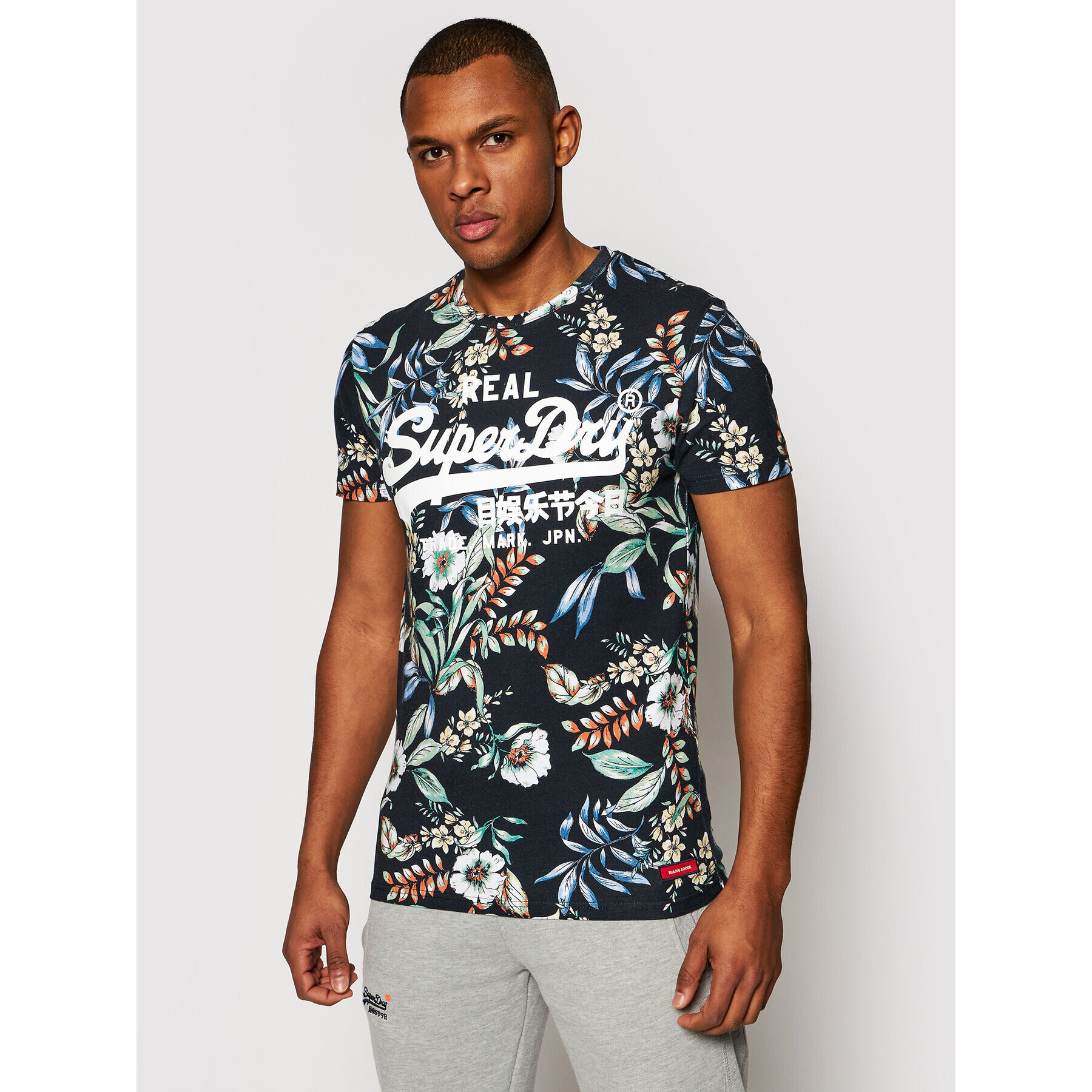 Superdry Тишърт Vintage Aop M1010999A Черен Regular Fit - Pepit.bg
