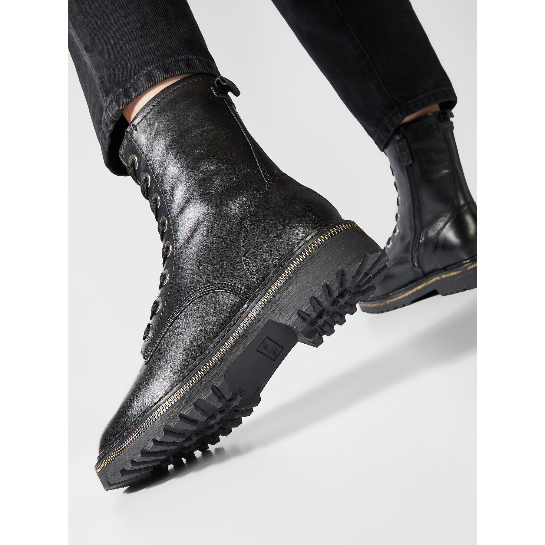 Tamaris Туристически oбувки 1-25214-27 Черен - Pepit.bg