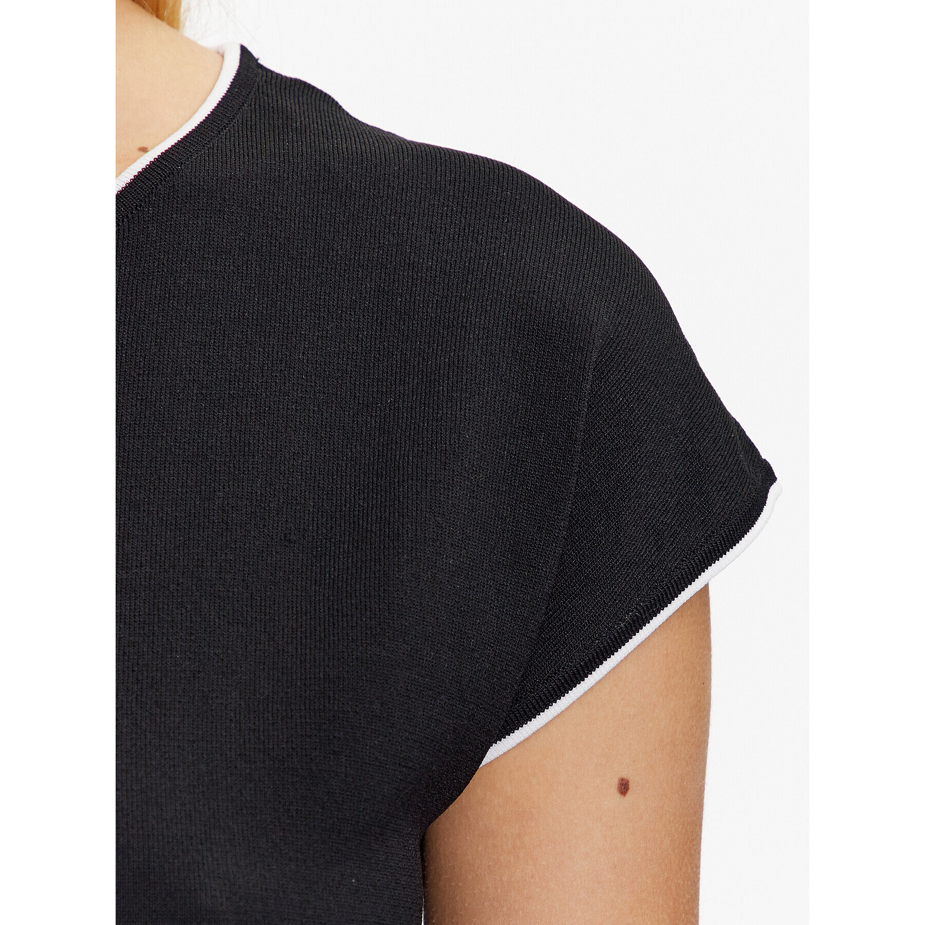 Tatuum Блуза Este T2314.046 Черен Regular Fit - Pepit.bg