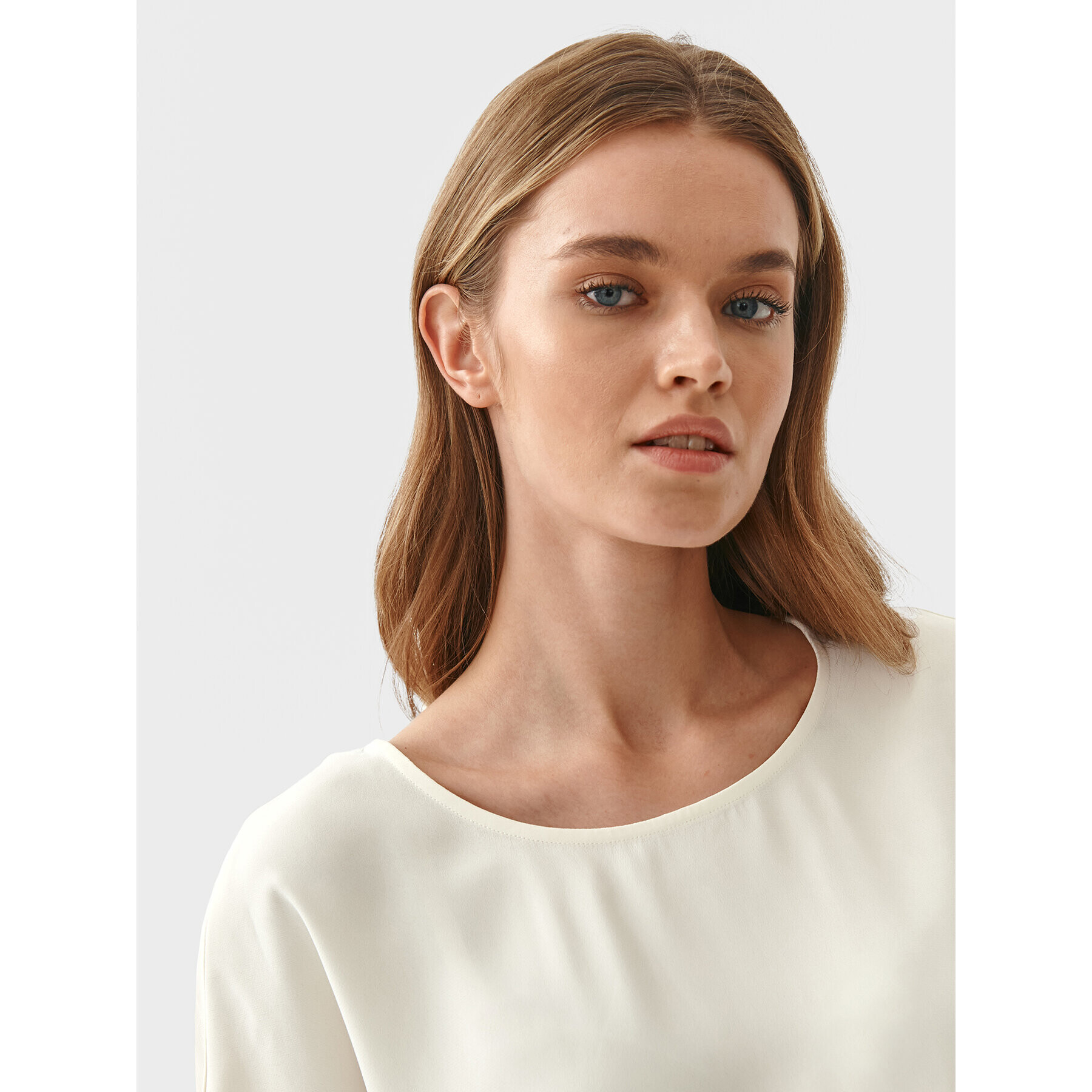 Tatuum Блуза Linsila T2215.048 Бежов Regular Fit - Pepit.bg