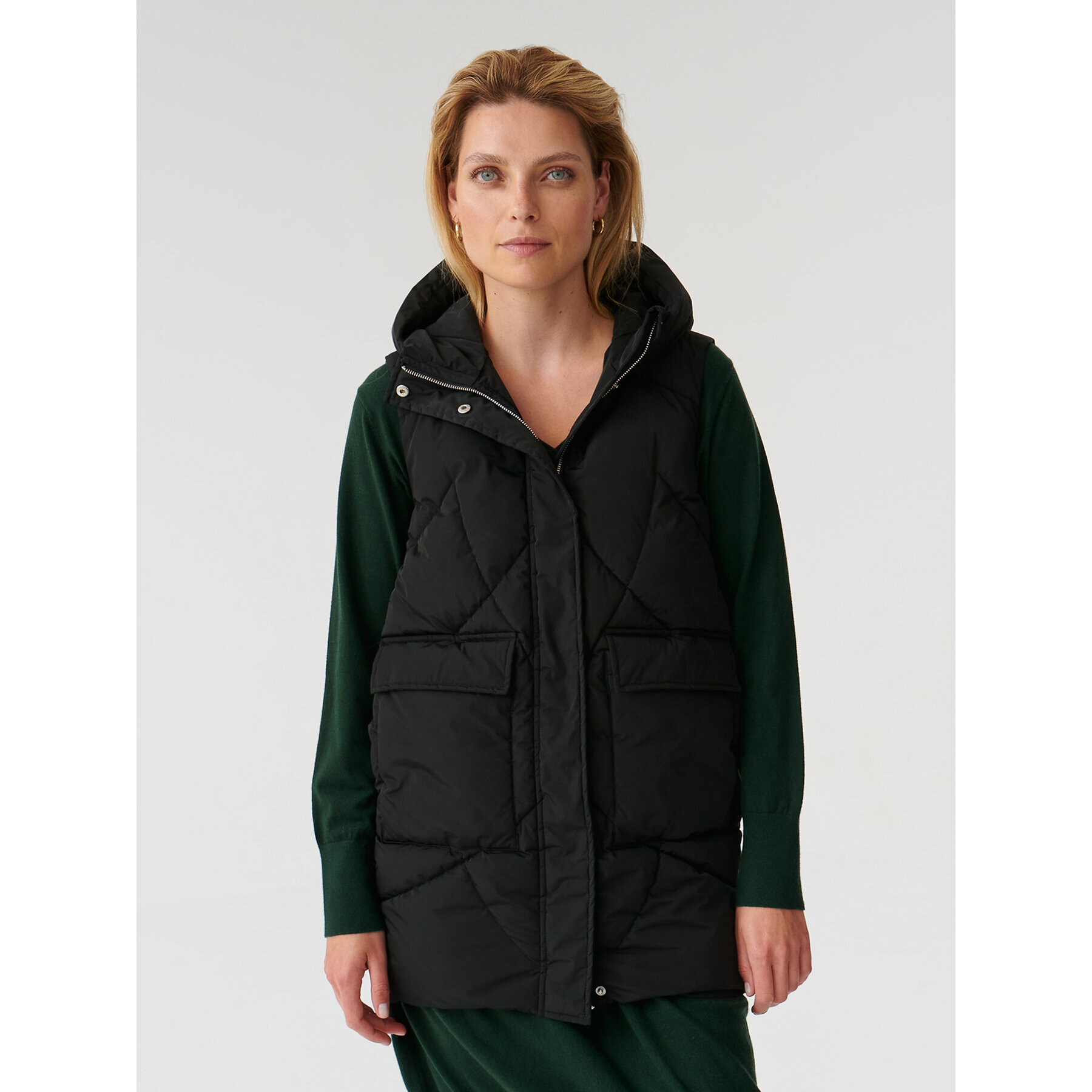 Tatuum Елек Marianela T2318.031 Черен Oversize - Pepit.bg