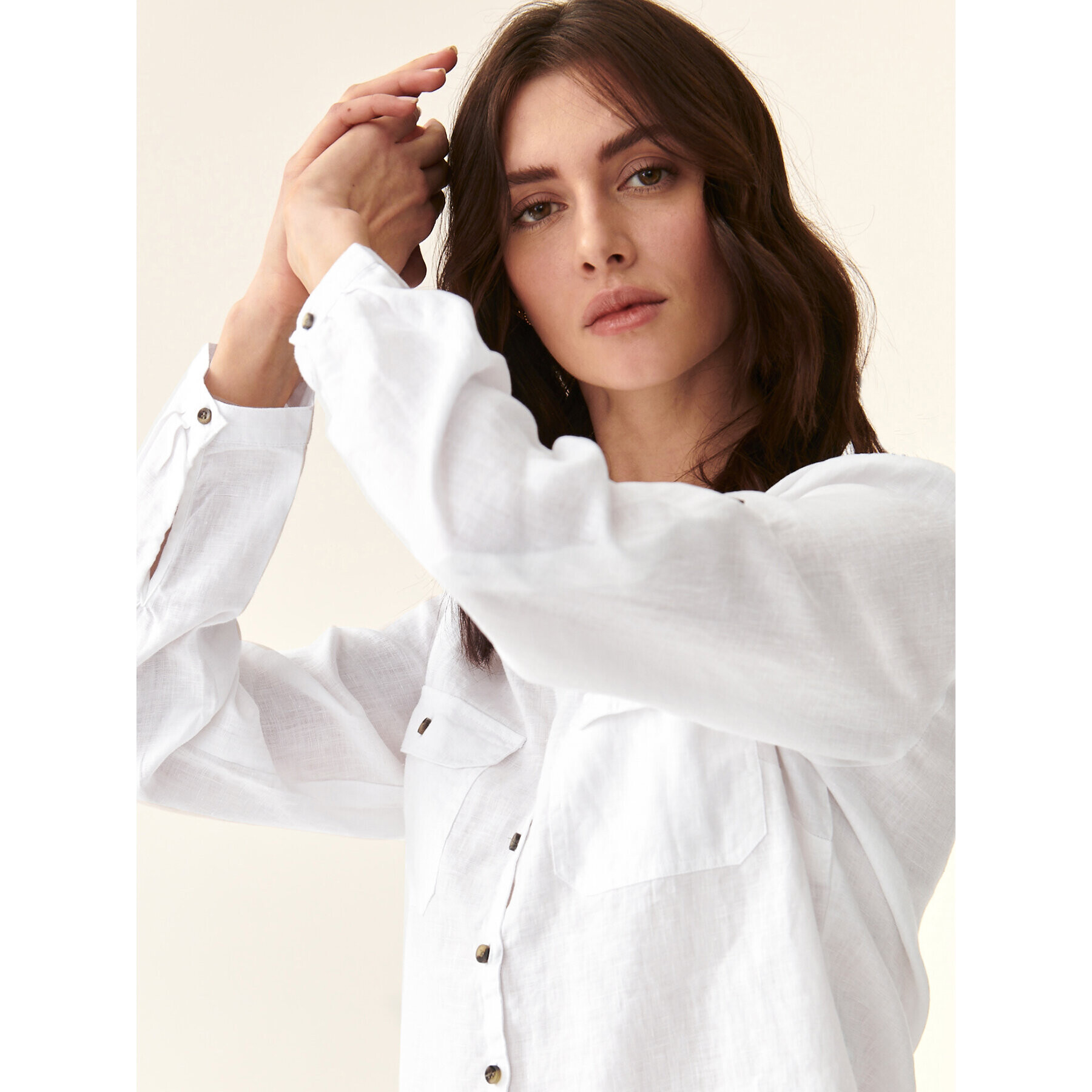 Tatuum Риза Justyna T2308.080 Бял Classic Fit - Pepit.bg