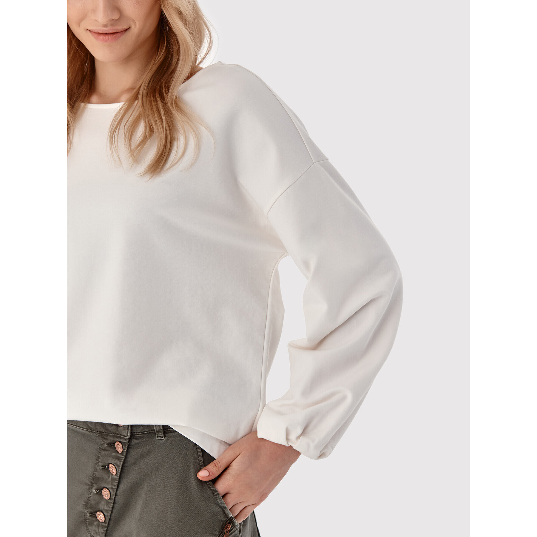 Tatuum Суитшърт Submisa T2207.046 Бял Relaxed Fit - Pepit.bg