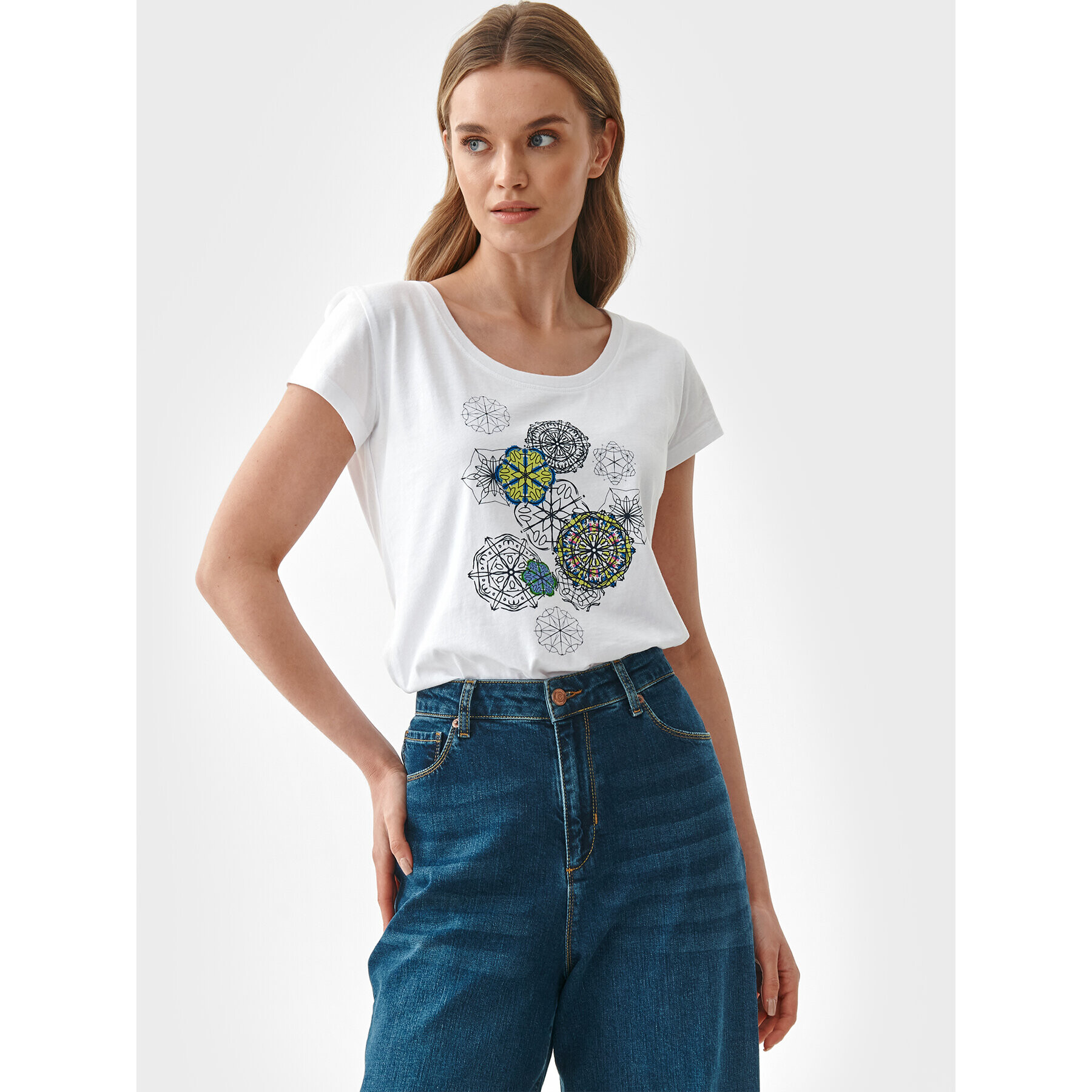 Tatuum Тишърт Antonia 1 T2216.112 Бял Regular Fit - Pepit.bg