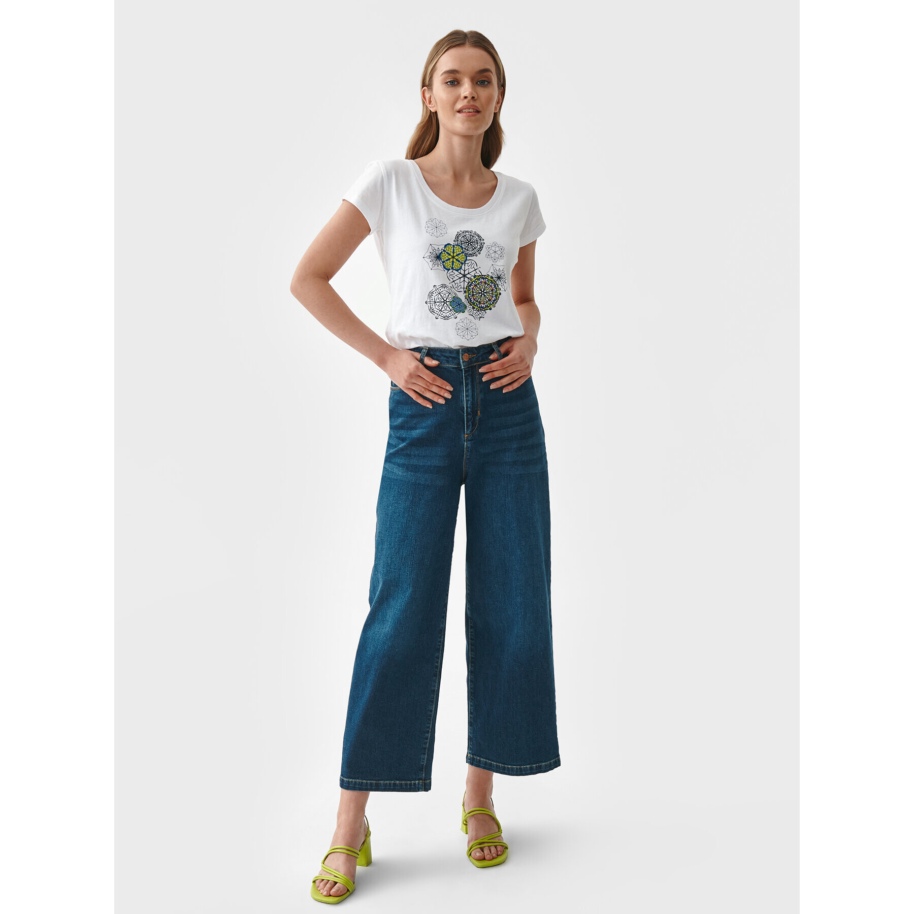 Tatuum Тишърт Antonia 1 T2216.112 Бял Regular Fit - Pepit.bg