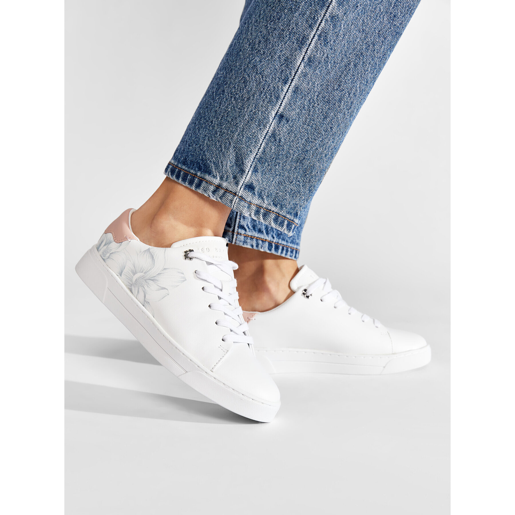 Ted Baker Сникърси Kathra 262848 Бял - Pepit.bg