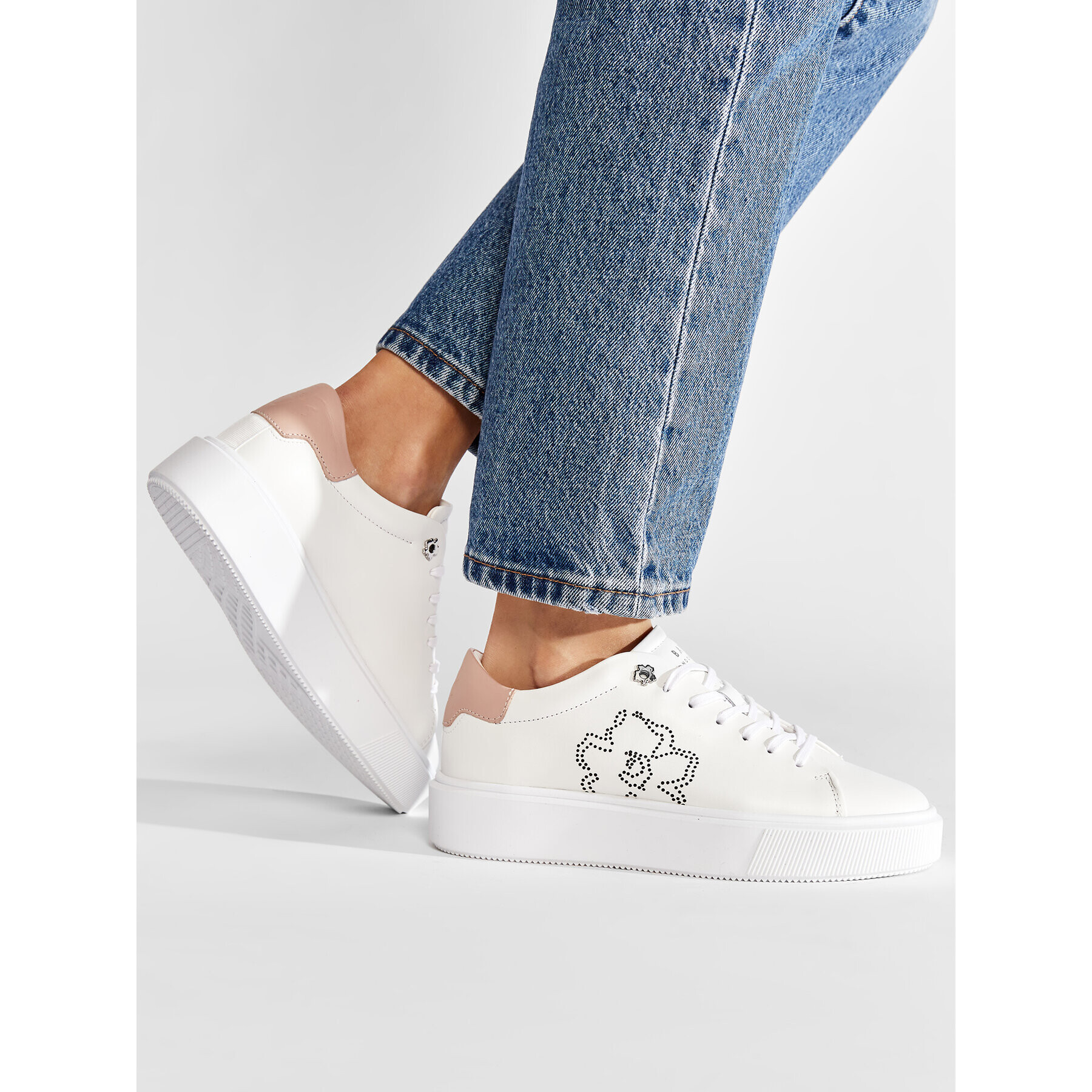 Ted Baker Сникърси Loulay 262475 Бял - Pepit.bg