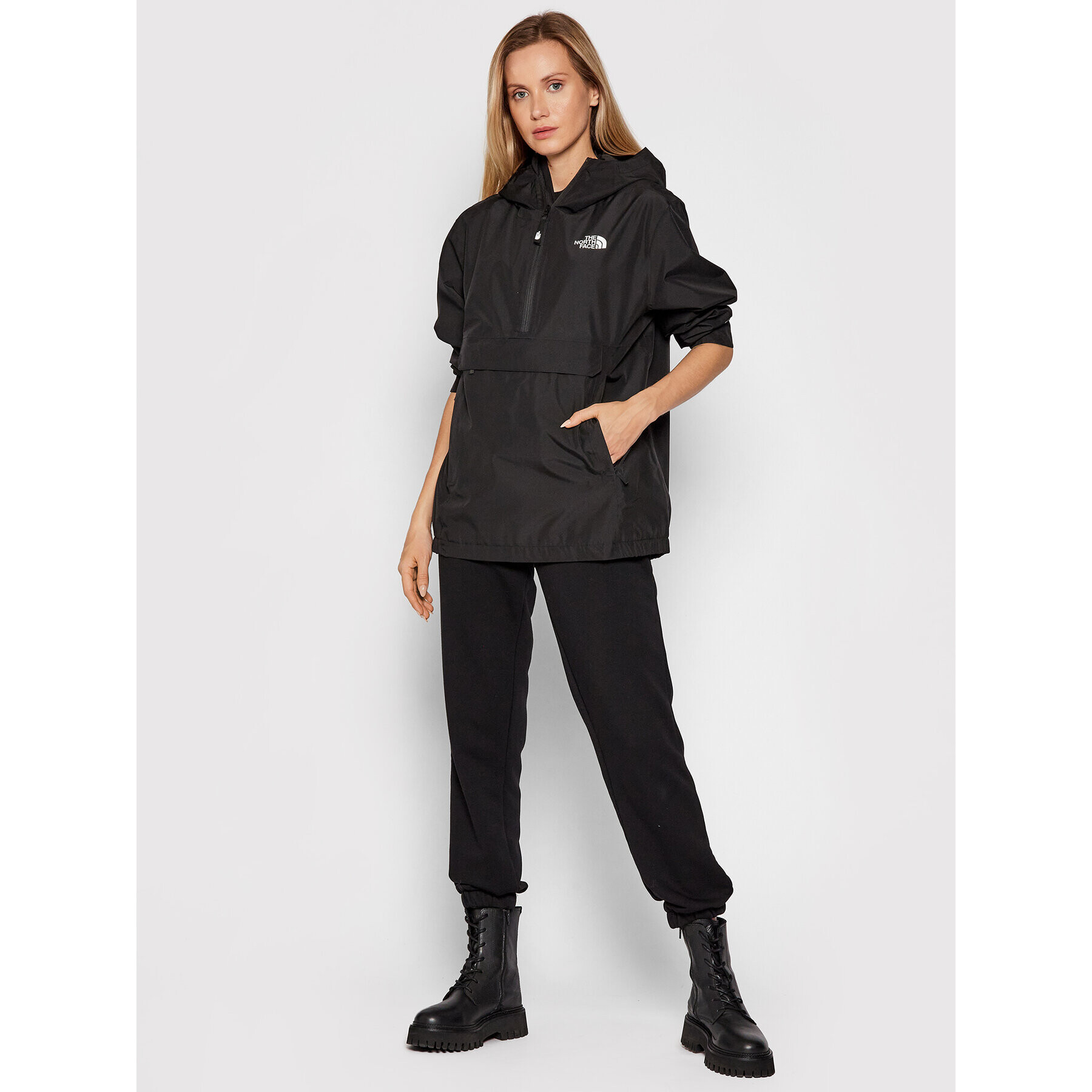 The North Face Анорак NF0A4T1M Черен Regular Fit - Pepit.bg