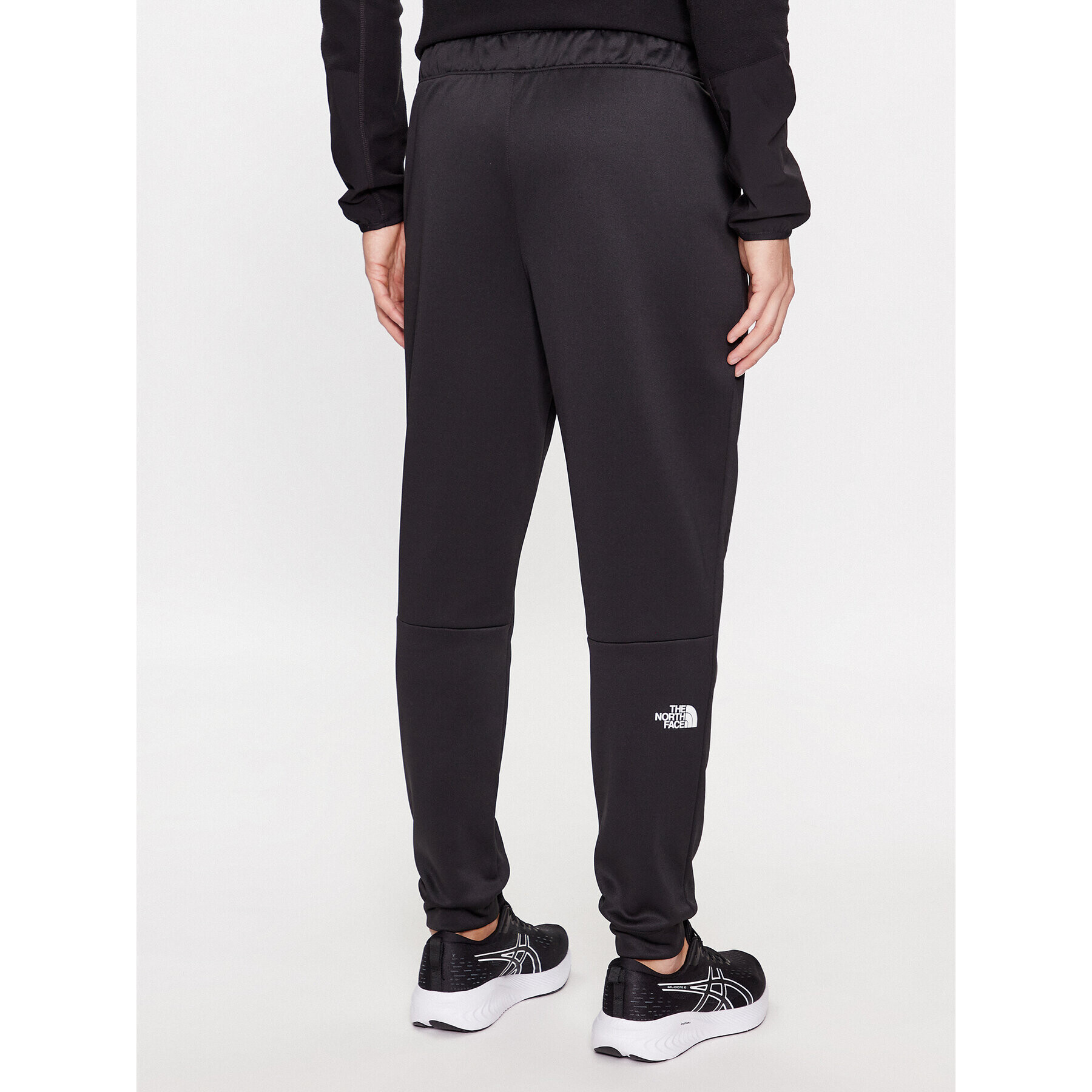 The North Face Долнище анцуг M Reaxion Fleece Jogger - EuNF0A7Z9PJK31 Черен Regular Fit - Pepit.bg