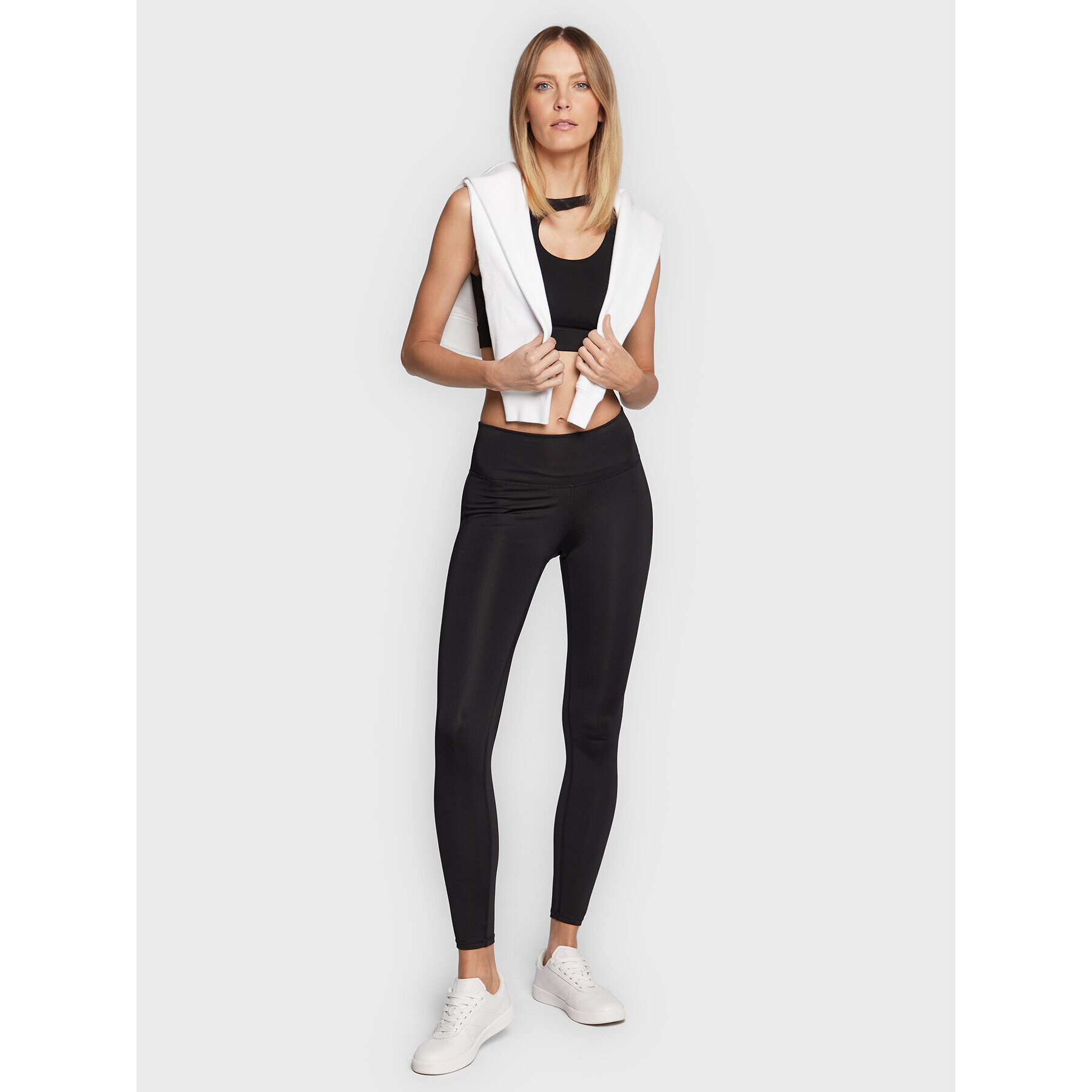 The North Face Клин Winter Warm Essential NF0A82XE Черен Slim Fit - Pepit.bg