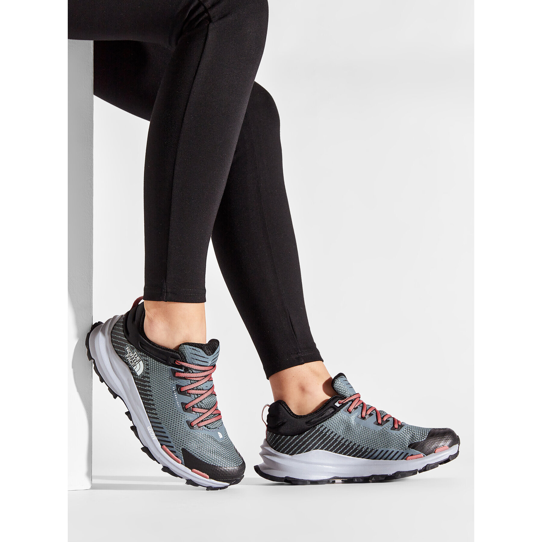 The North Face Обувки Vectiv Fastpack Futurelight NF0A5JCZ4AB1 Цветен - Pepit.bg