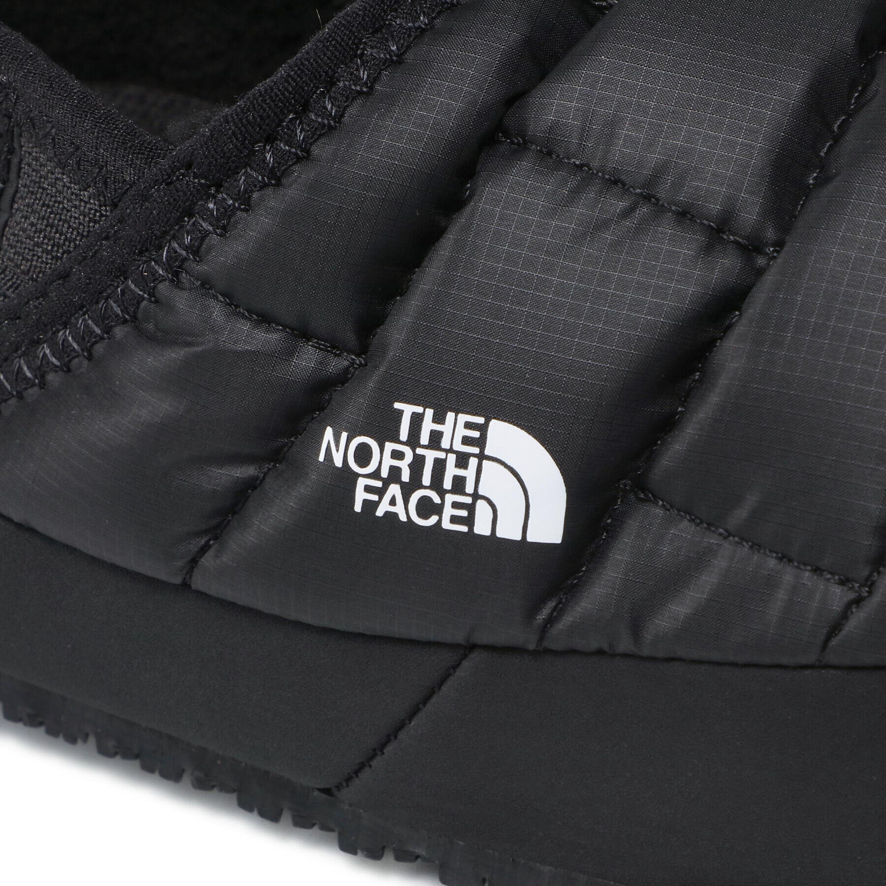 The North Face Пантофи Youth Thermoball Traction Mule II NF0A39UXKY4 Черен - Pepit.bg