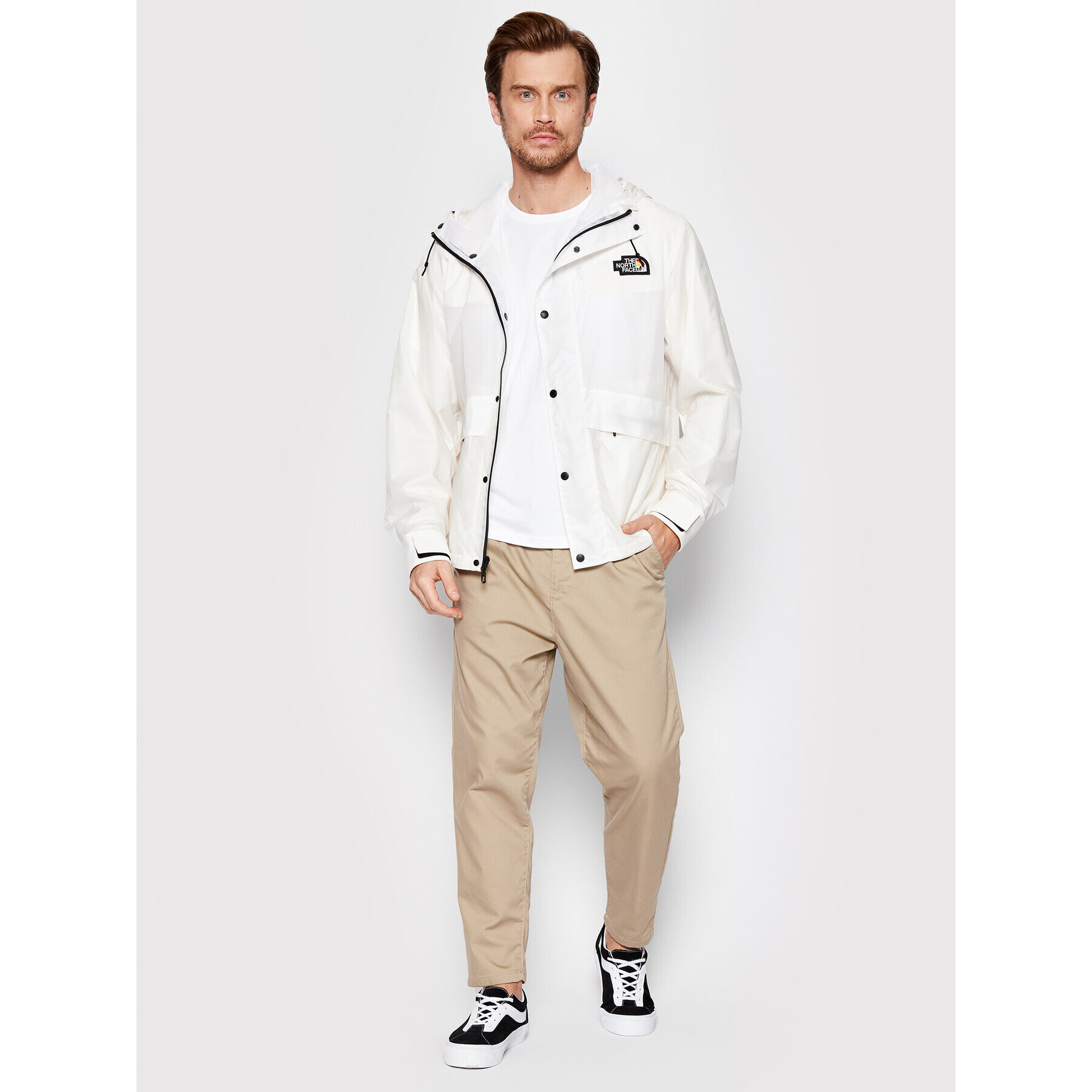 The North Face Преходно яке Outline NF0A5J4 Бял Regular Fit - Pepit.bg