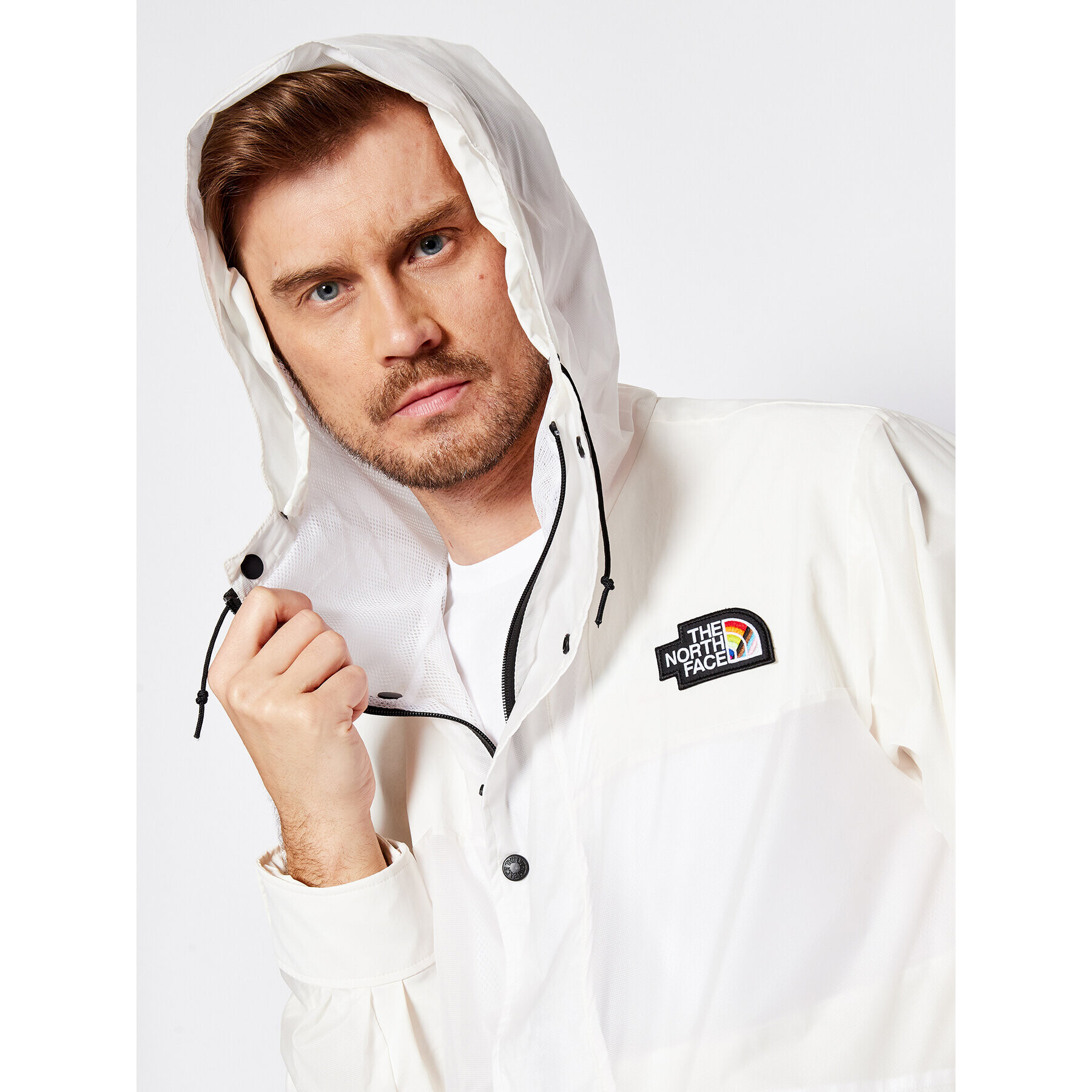 The North Face Преходно яке Outline NF0A5J4 Бял Regular Fit - Pepit.bg