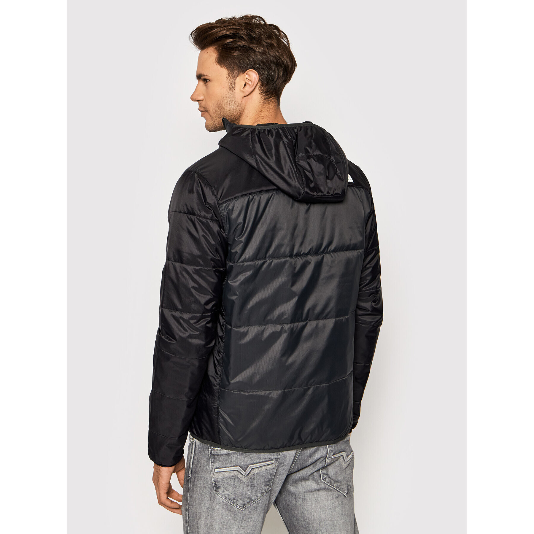 The North Face Преходно яке Quest Synth NF0A5IBR Черен Regular Fit - Pepit.bg